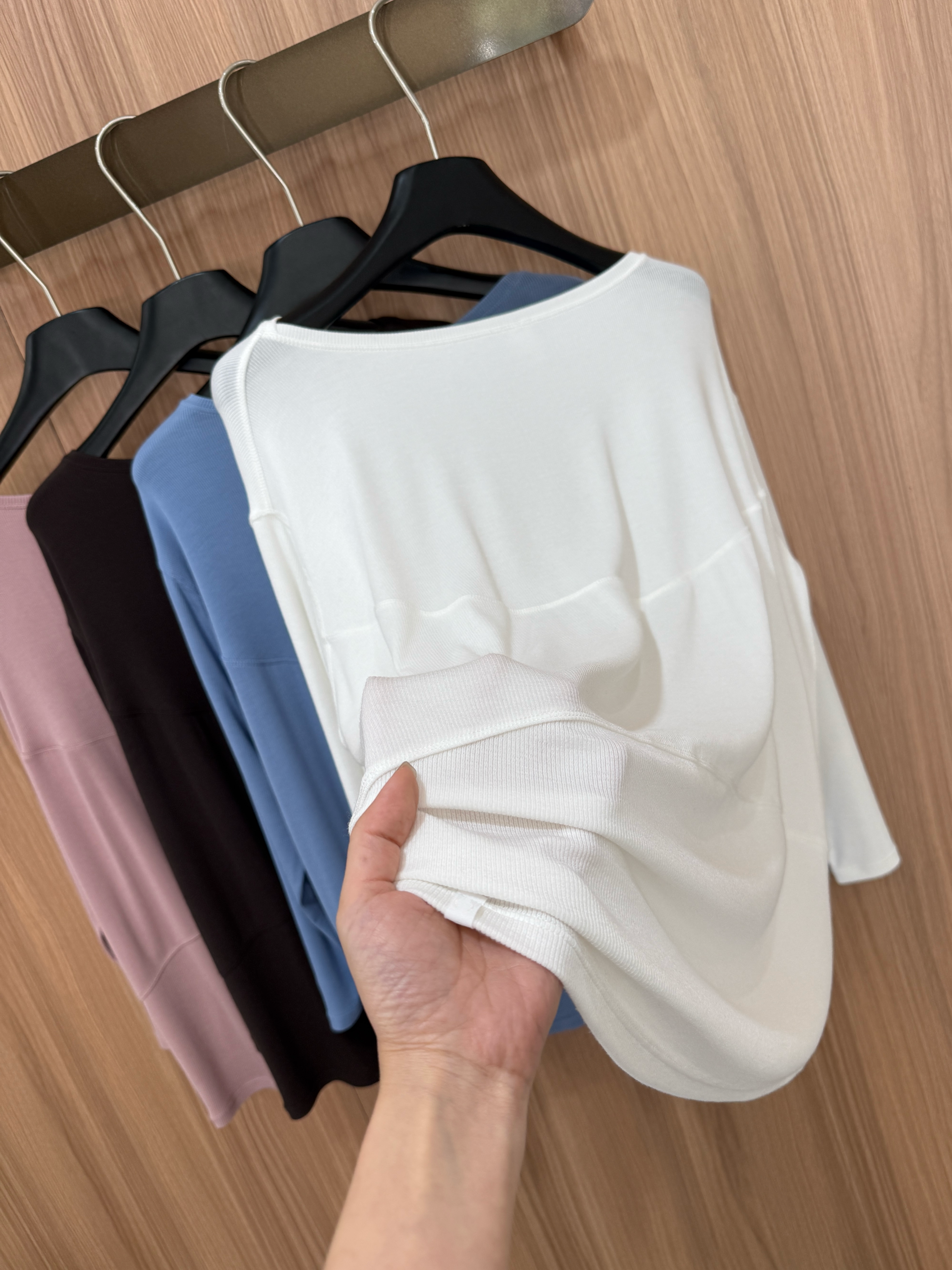 Women's Action Tencel Modal Soft Long Sleeve Breathable Activewear Yoga Running Casual Top Wearing