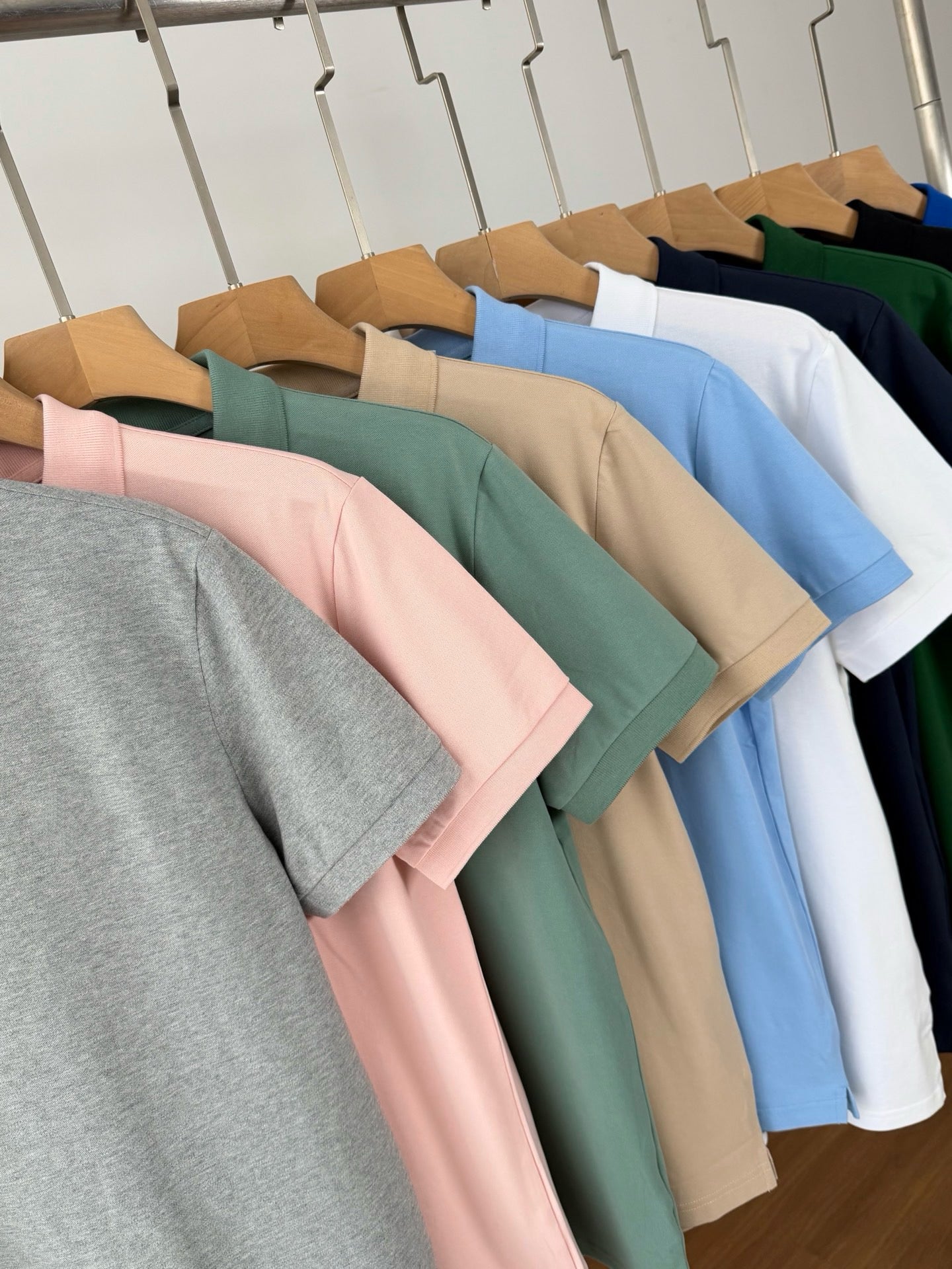 Classic Men's 100% Cotton Pique Polo Shirt - Breathable, Comfortable, Versatile