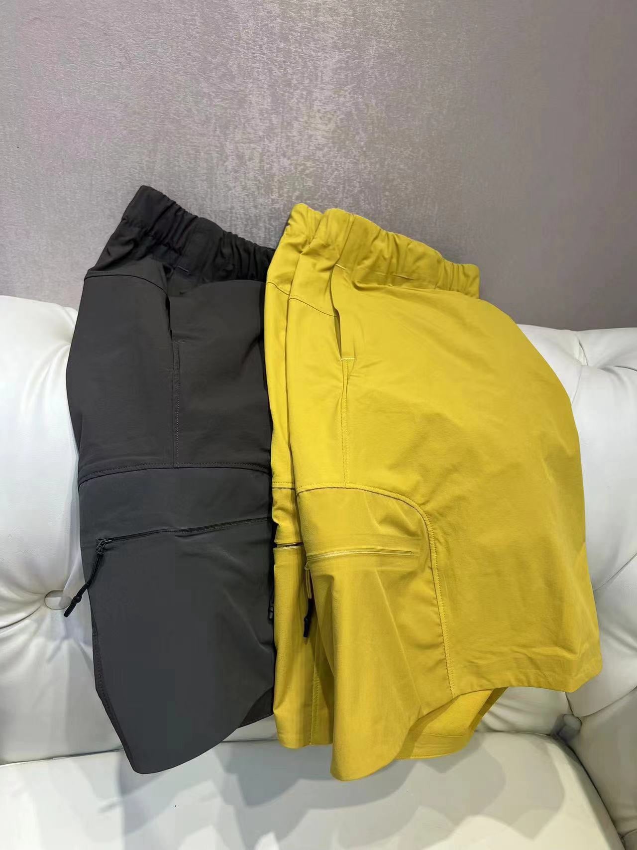 Unisex Lightweight Quick-Dry Polyester Nylon Casual Shorts For Men & Women