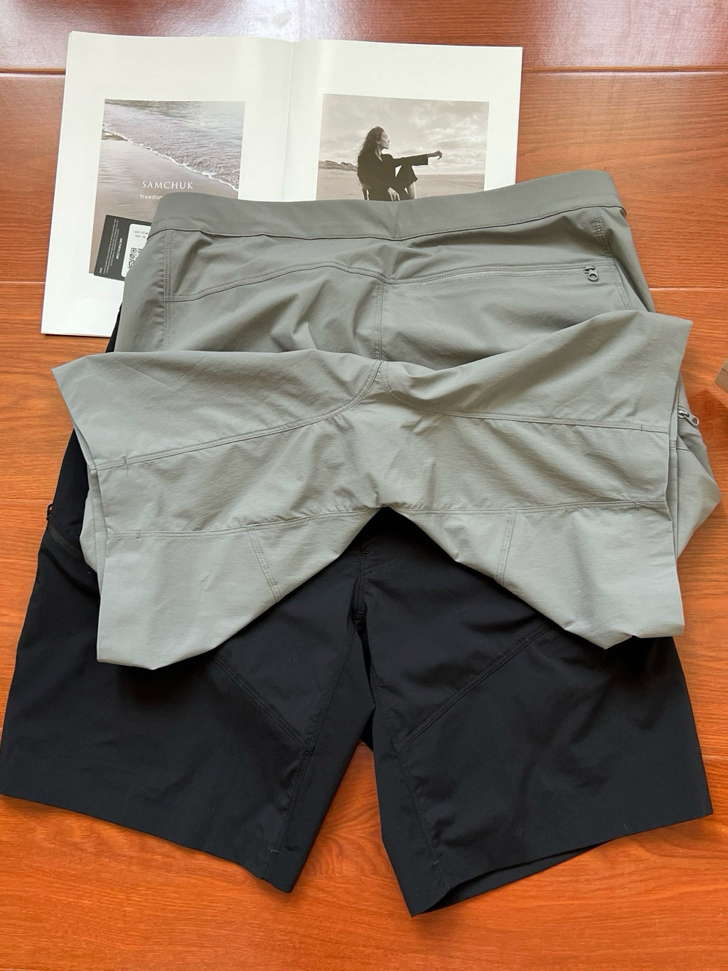 Unisex Quick-Dry Outdoor Hiking Shorts Lightweight Breathable Grey Black