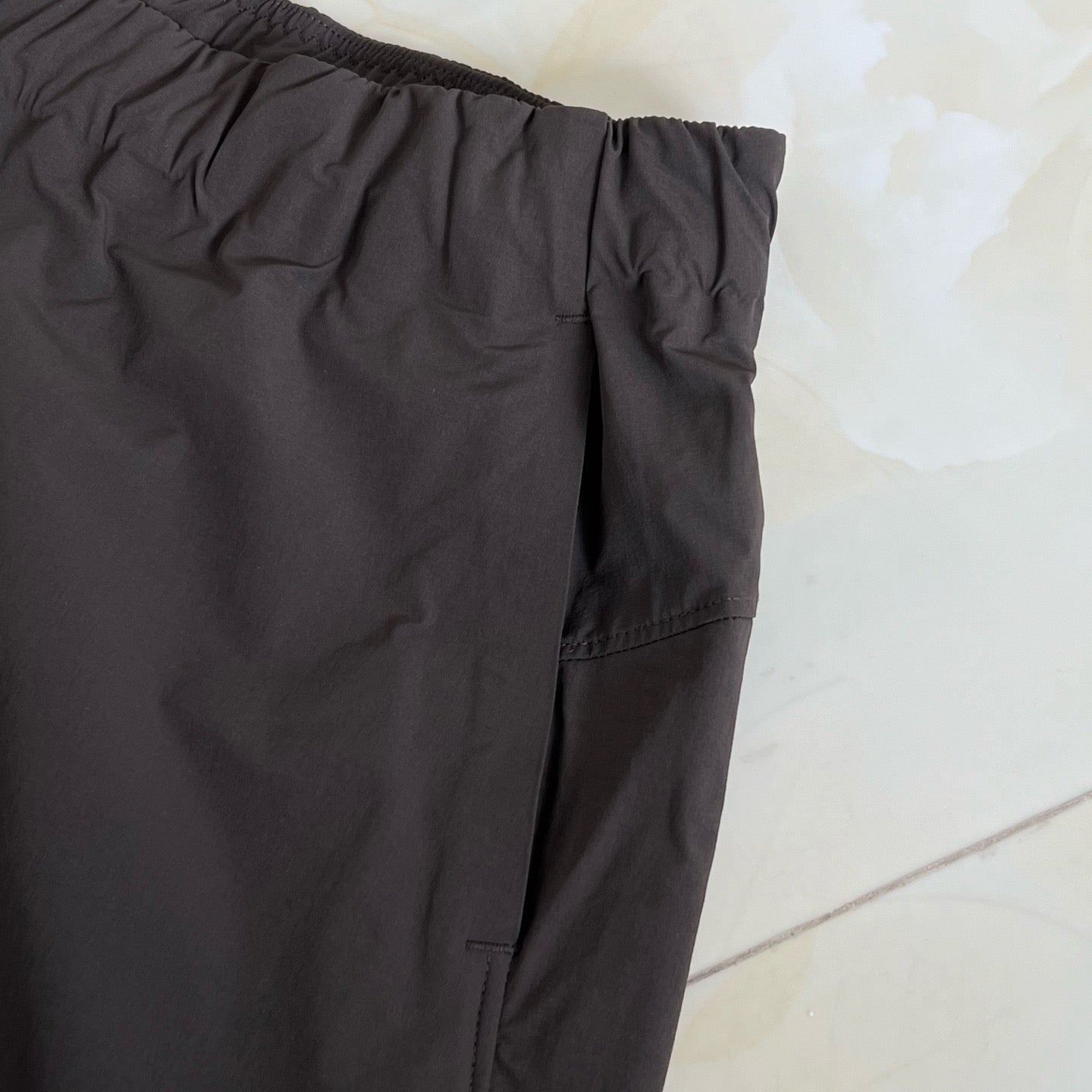 Unisex Lightweight Quick-Dry Polyester Nylon Casual Shorts For Men & Women