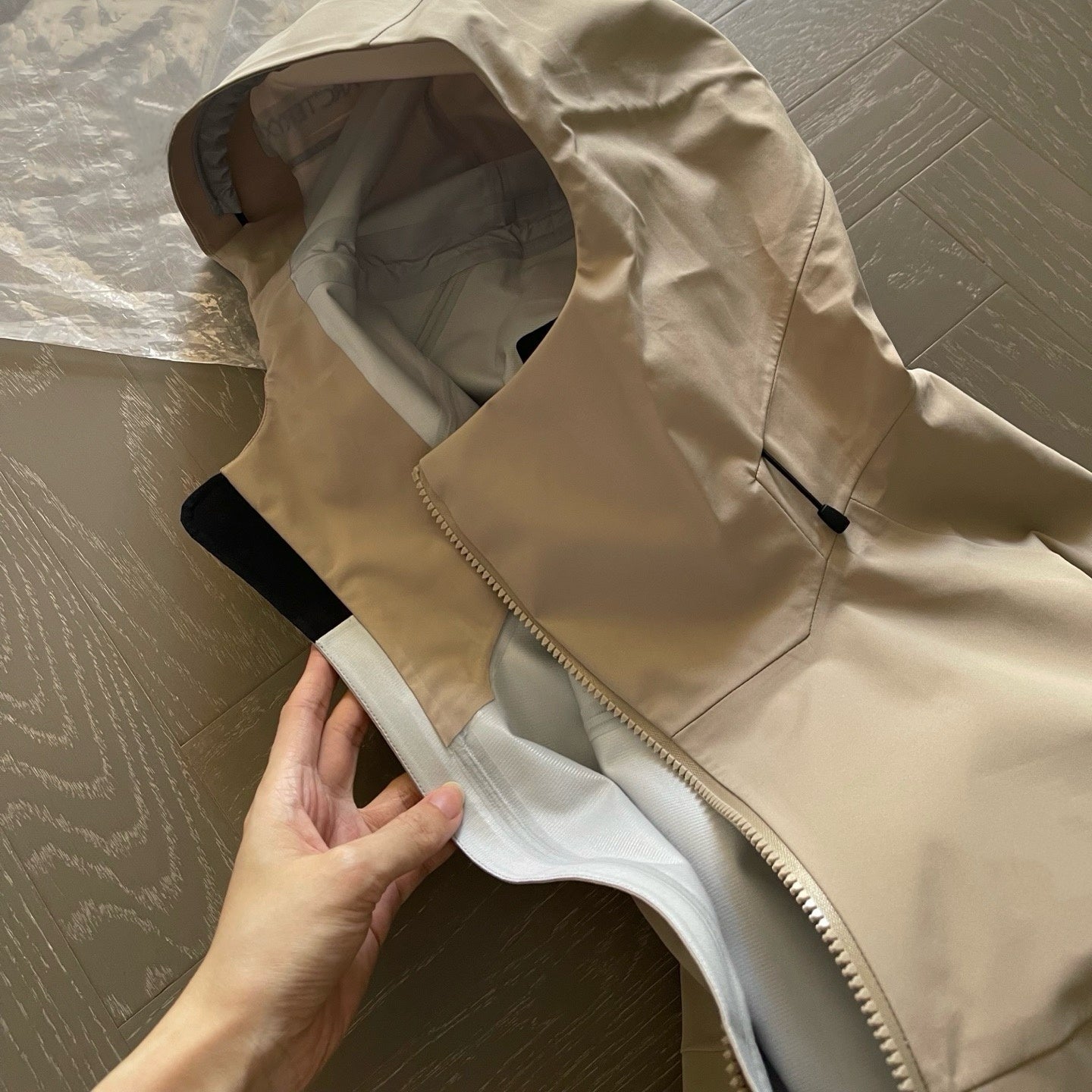 Unisex Waterproof Windproof Anti-Wrinkle Hardshell Jacket All-Weather Easy Care