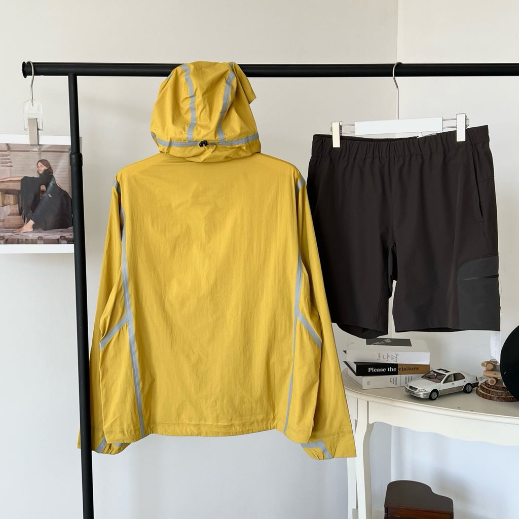 Unisex Lightweight Waterproof Reflective Yellow Outdoor Jacket Quick-Drying