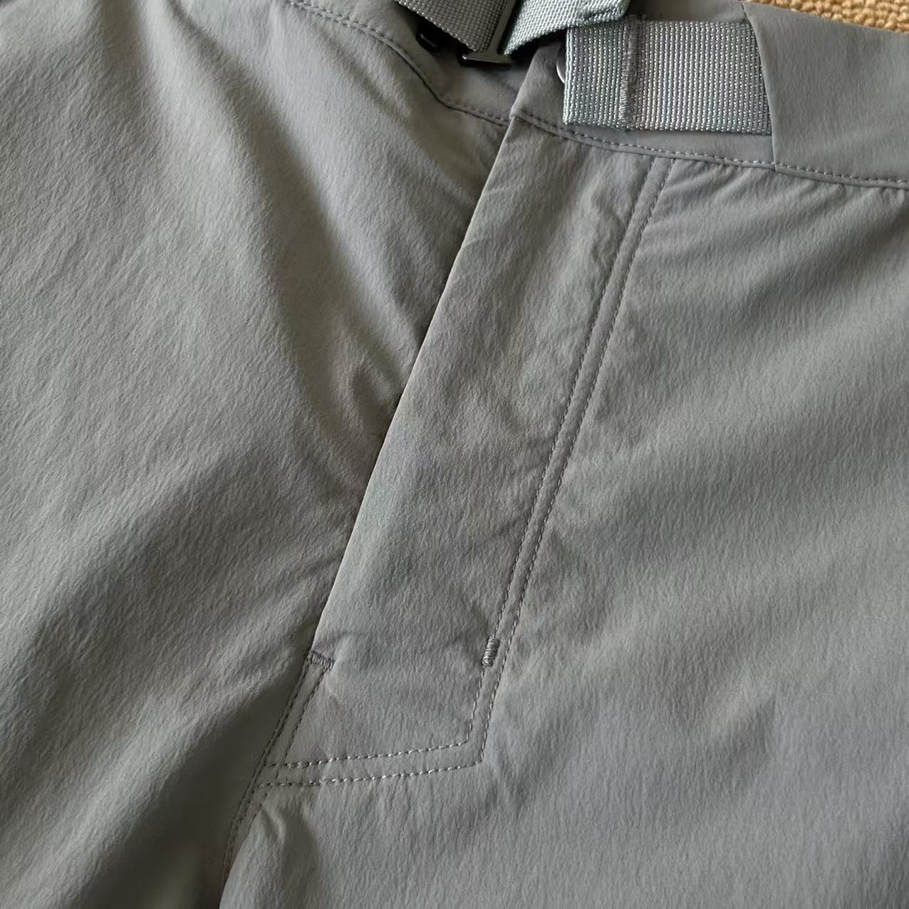 Unisex Quick-Dry Outdoor Hiking Shorts Lightweight Breathable Grey Black