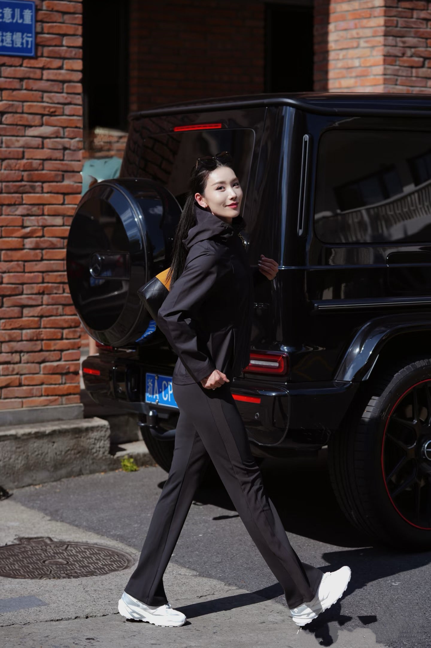 Women's Black High-Waist Stretchy Moisture-Wicking Activewear Pants