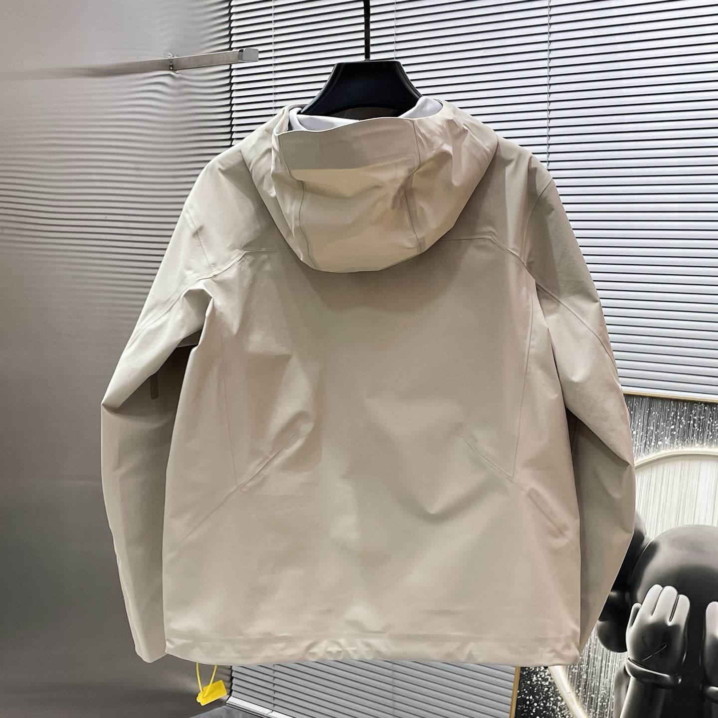 Unisex Waterproof Windproof Anti-Wrinkle Hardshell Jacket All-Weather Easy Care