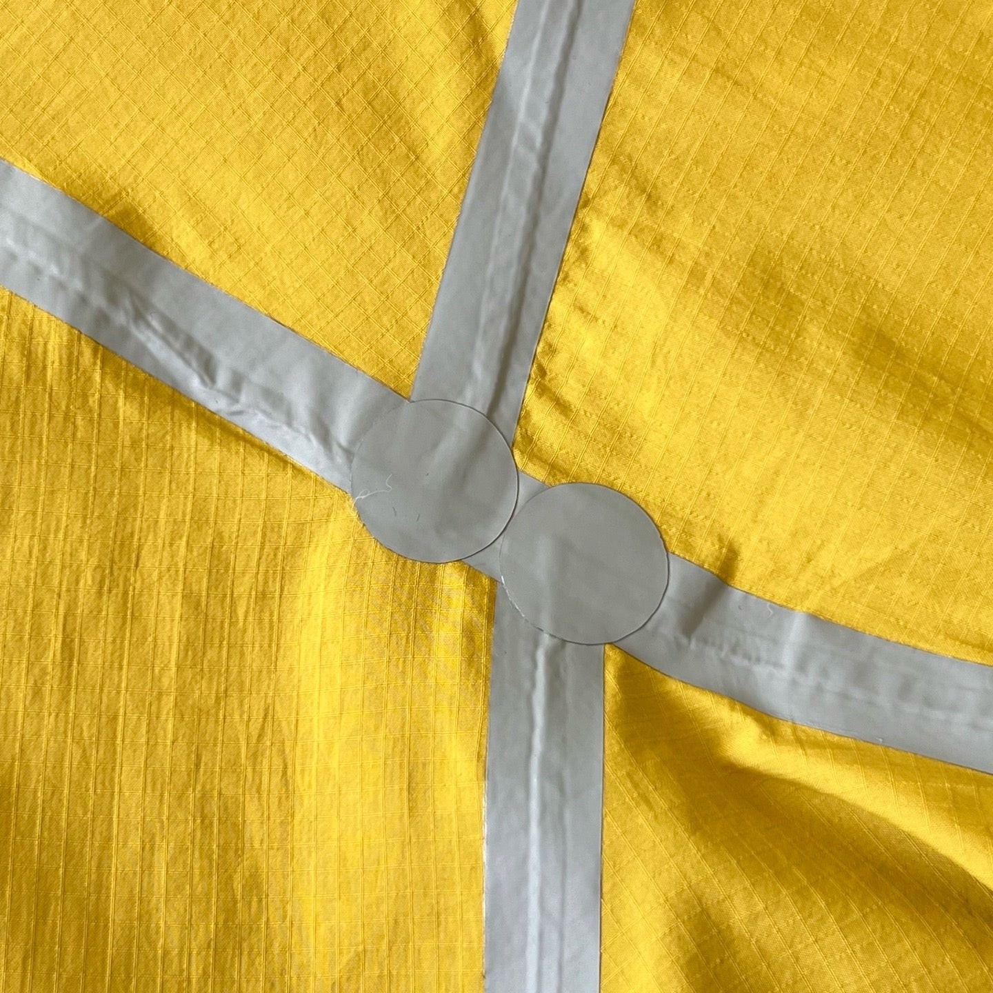 Unisex Lightweight Waterproof Reflective Yellow Outdoor Jacket Quick-Drying