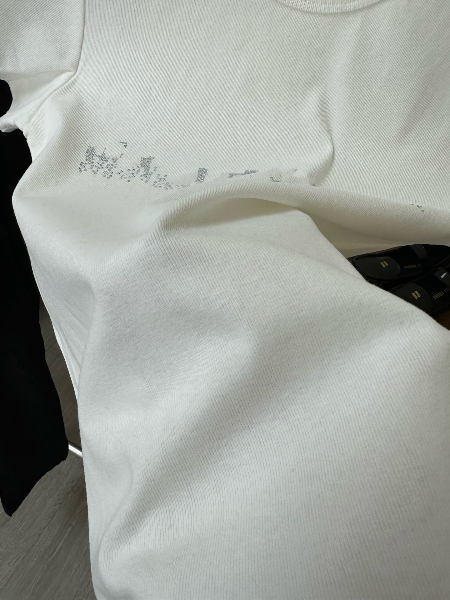 Women's Sparkle Rhinestone Short Sleeve Slim Fit Cotton Blend T-Shirt
