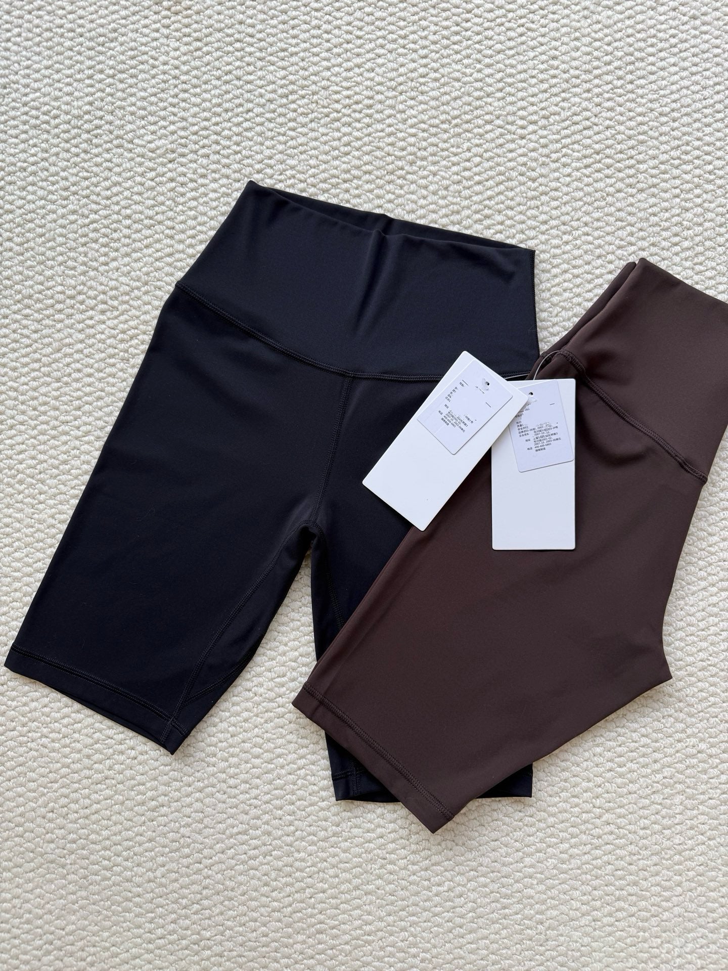 Women's Wunder Train High-Waist 8" Sculpting Luon Bike Shorts
