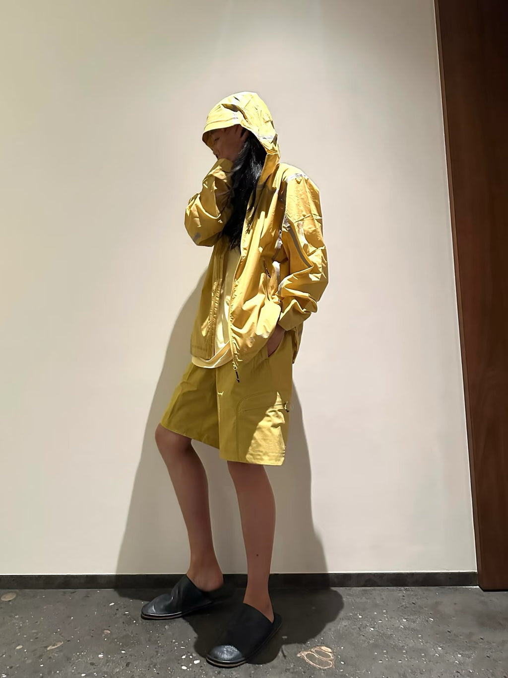 Unisex Lightweight Waterproof Reflective Yellow Outdoor Jacket Quick-Drying