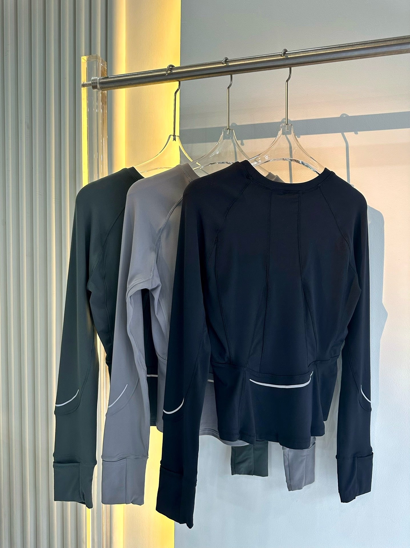 Quick-Dry Breathable Fitness Reflective strip long sleeve T Shirt Quick-Dry Breathable Fitness Round Neck Slim Fit Yoga Top Slimming Shirt