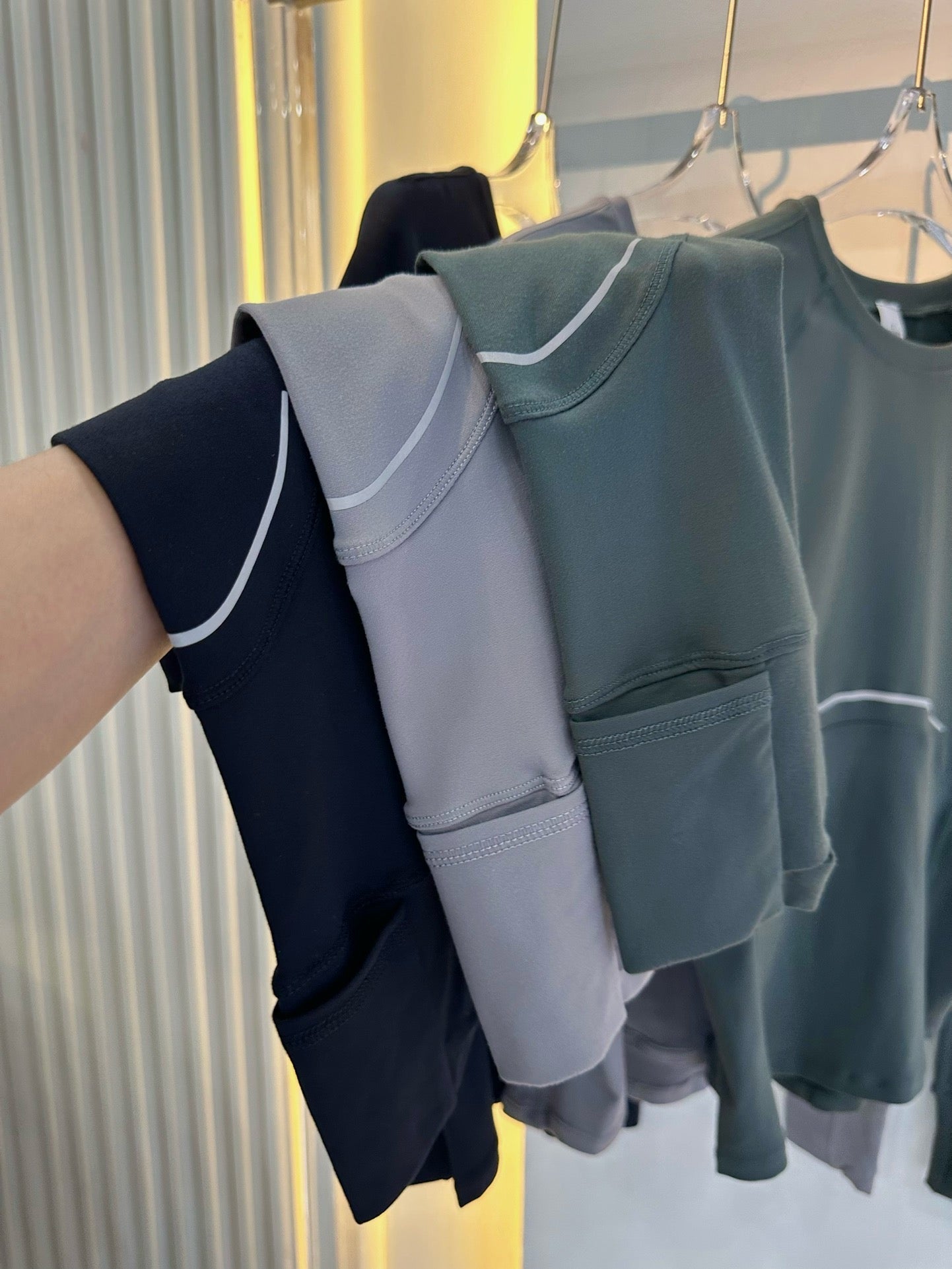 Quick-Dry Breathable Fitness Reflective strip long sleeve T Shirt Quick-Dry Breathable Fitness Round Neck Slim Fit Yoga Top Slimming Shirt