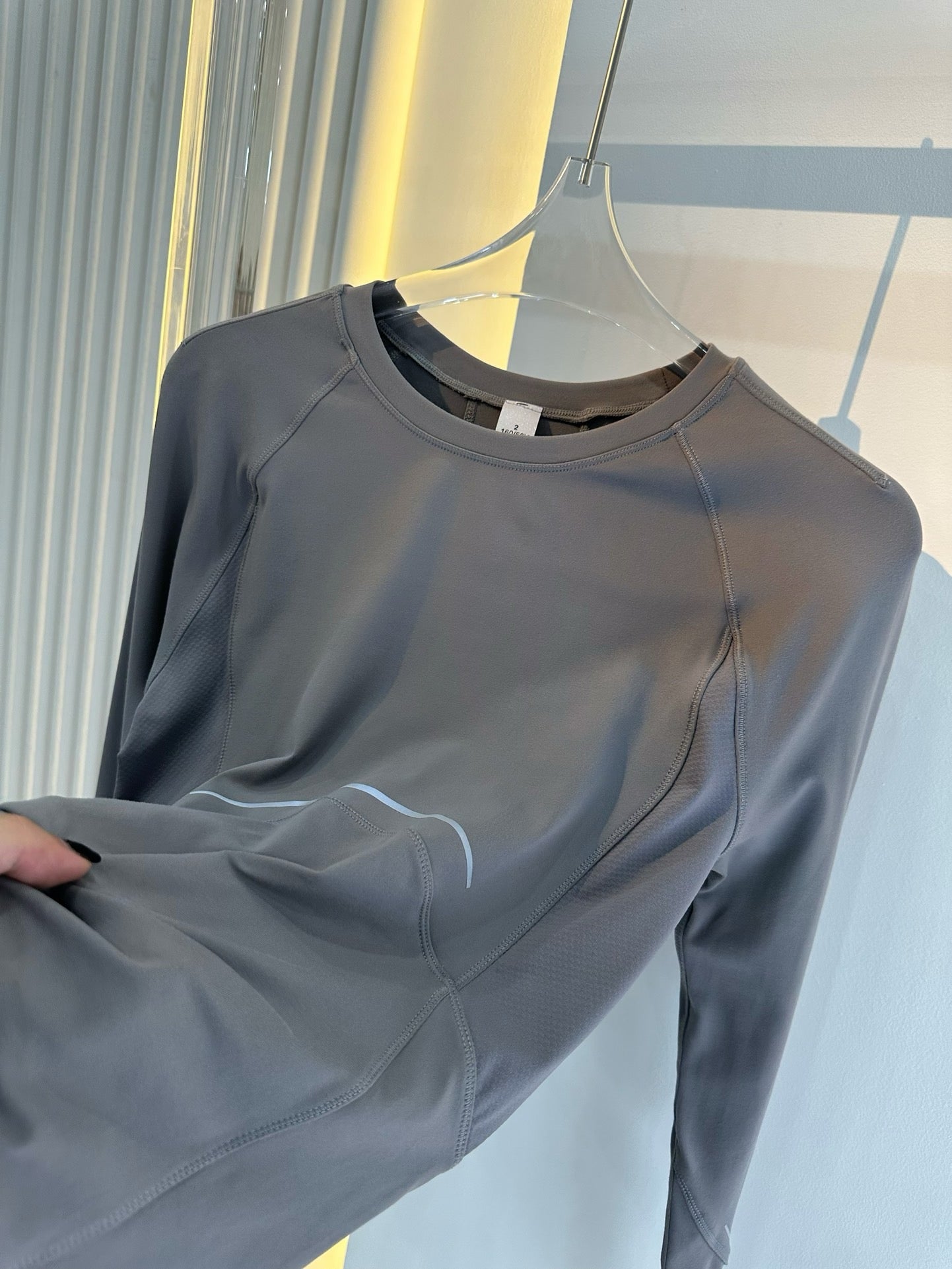 Quick-Dry Breathable Fitness Reflective strip long sleeve T Shirt Quick-Dry Breathable Fitness Round Neck Slim Fit Yoga Top Slimming Shirt