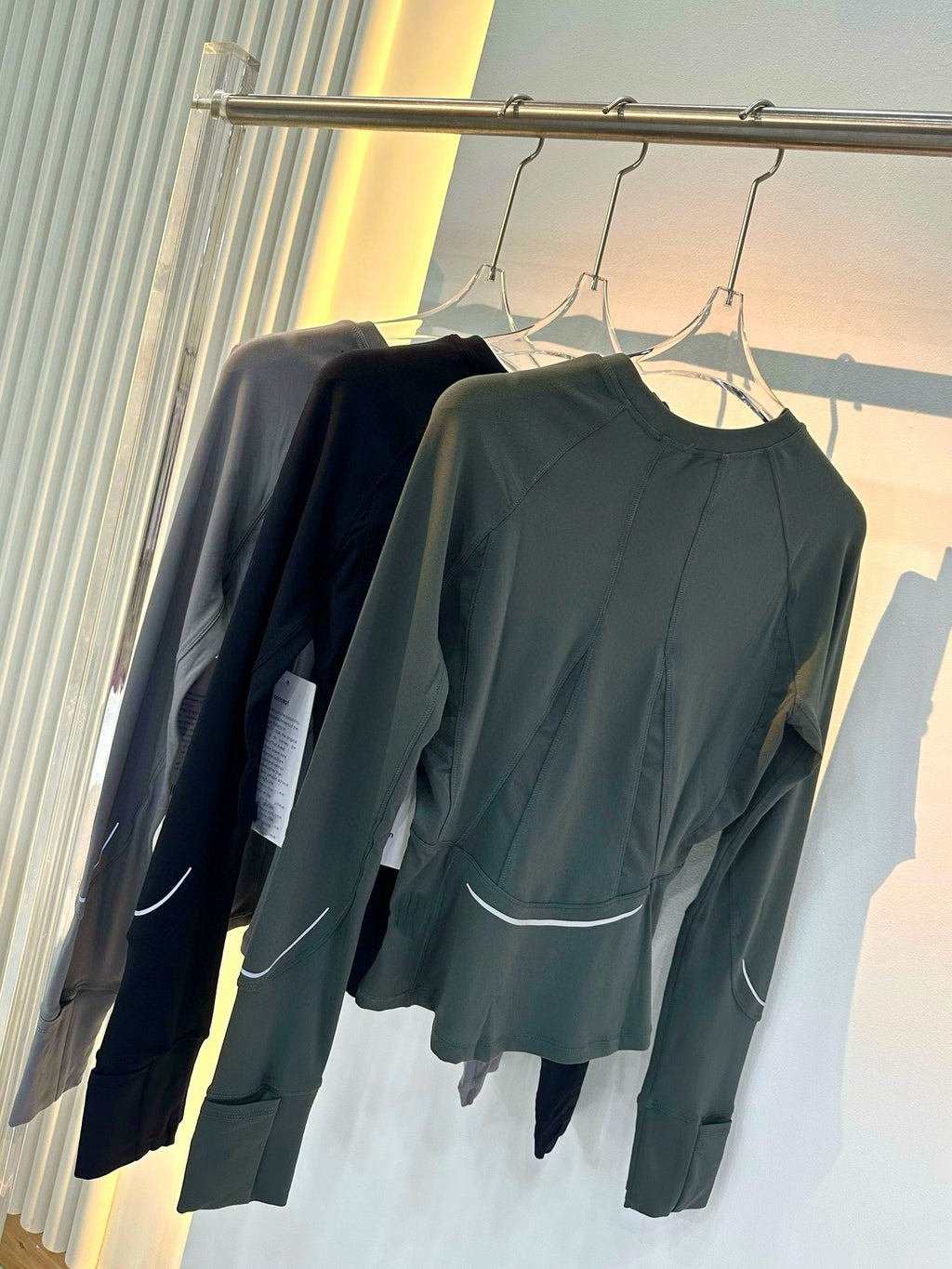 Quick-Dry Breathable Fitness Reflective strip long sleeve T Shirt Quick-Dry Breathable Fitness Round Neck Slim Fit Yoga Top Slimming Shirt