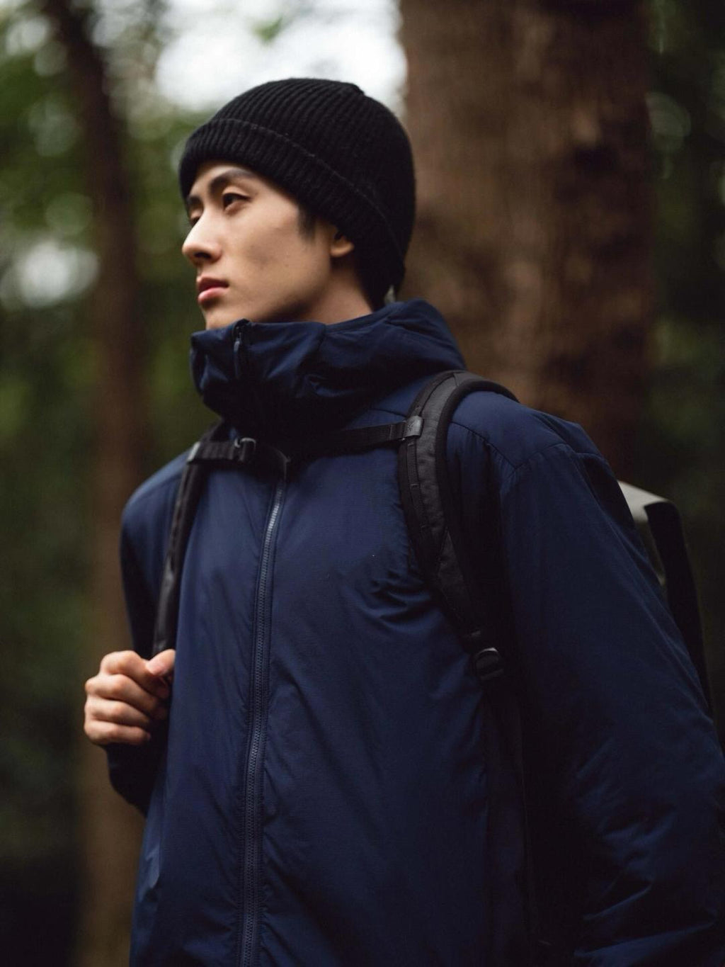 Winter Men's Lightweight Cotton Jacket Water-Resistant Hooded Design Windproof Warm Cotton Coat Fashion Trendy Men's Outerwear Lightweight Thermal  Cotton-Padded
