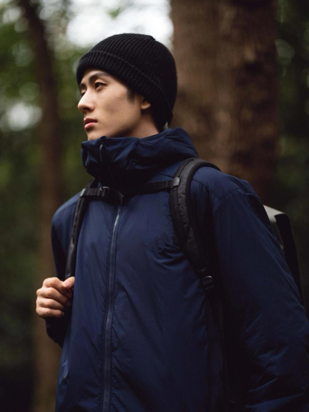 Winter Men's Lightweight Cotton Jacket Water-Resistant Hooded Design Windproof Warm Cotton Coat Fashion Trendy Men's Outerwear Lightweight Thermal  Cotton-Padded