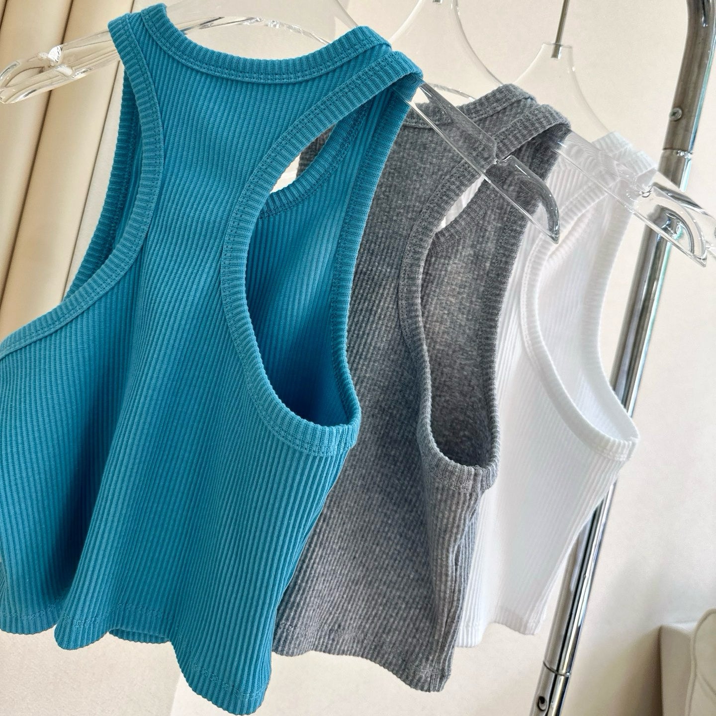 Activewear Ribbed Tank Top Women Anti-Stripe Vest Short Yoga Running Sports Versatile Fitness Top Breathable Ribbed for Women All-Sport No Padding Lightweight in Multi-Colors