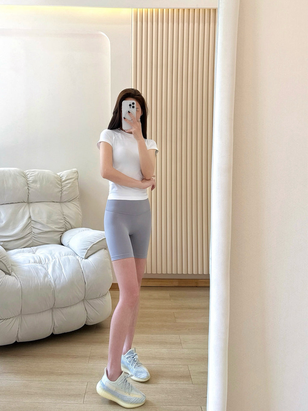 7 Inch Yoga Cycling Pants High Waist Running Sports Fitness Training Shorts Women Four Hot Pants Outer Wear Women