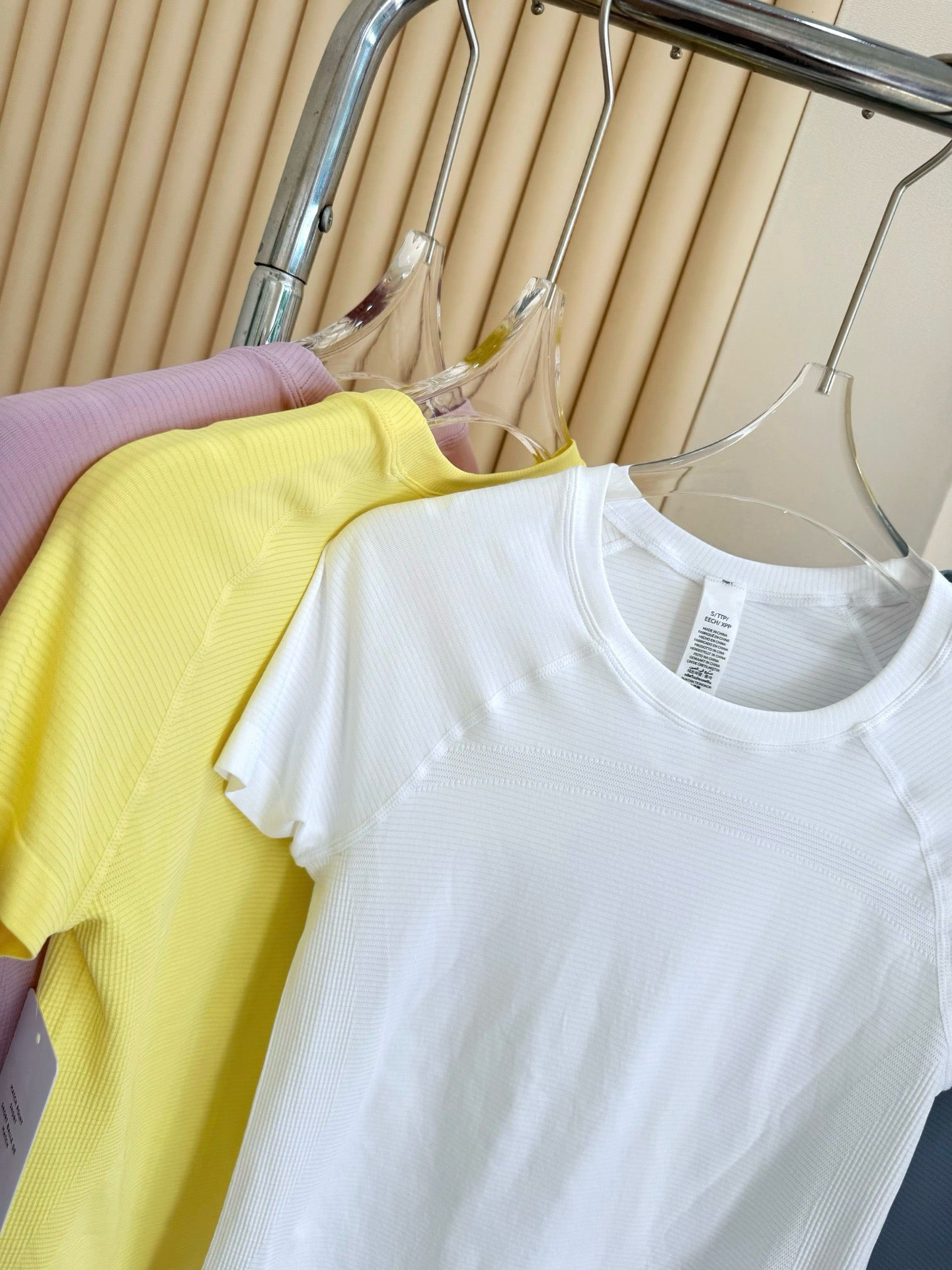 Seamless Running T-shirt Summer Quick-Dry Sports Fitness Running Training Breathable Yoga One-Piece Fabric T