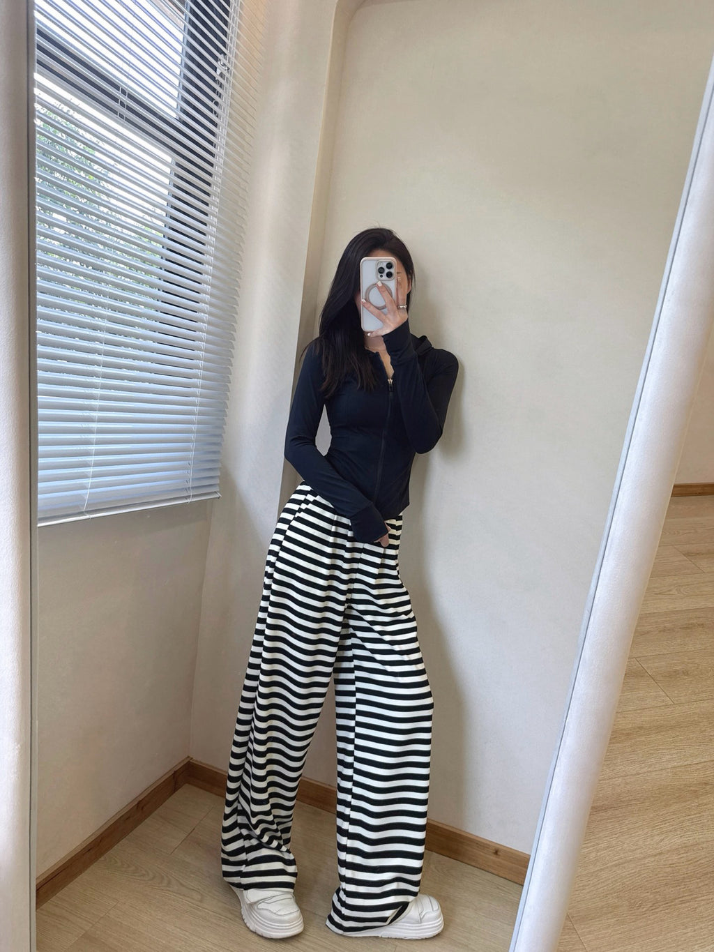 Yogo Effortless Chic Style Striped Wide-Leg Pants Draped Straight Knitted Slimming Versatile Elastic Waistband Casual Wide-Leg Pants