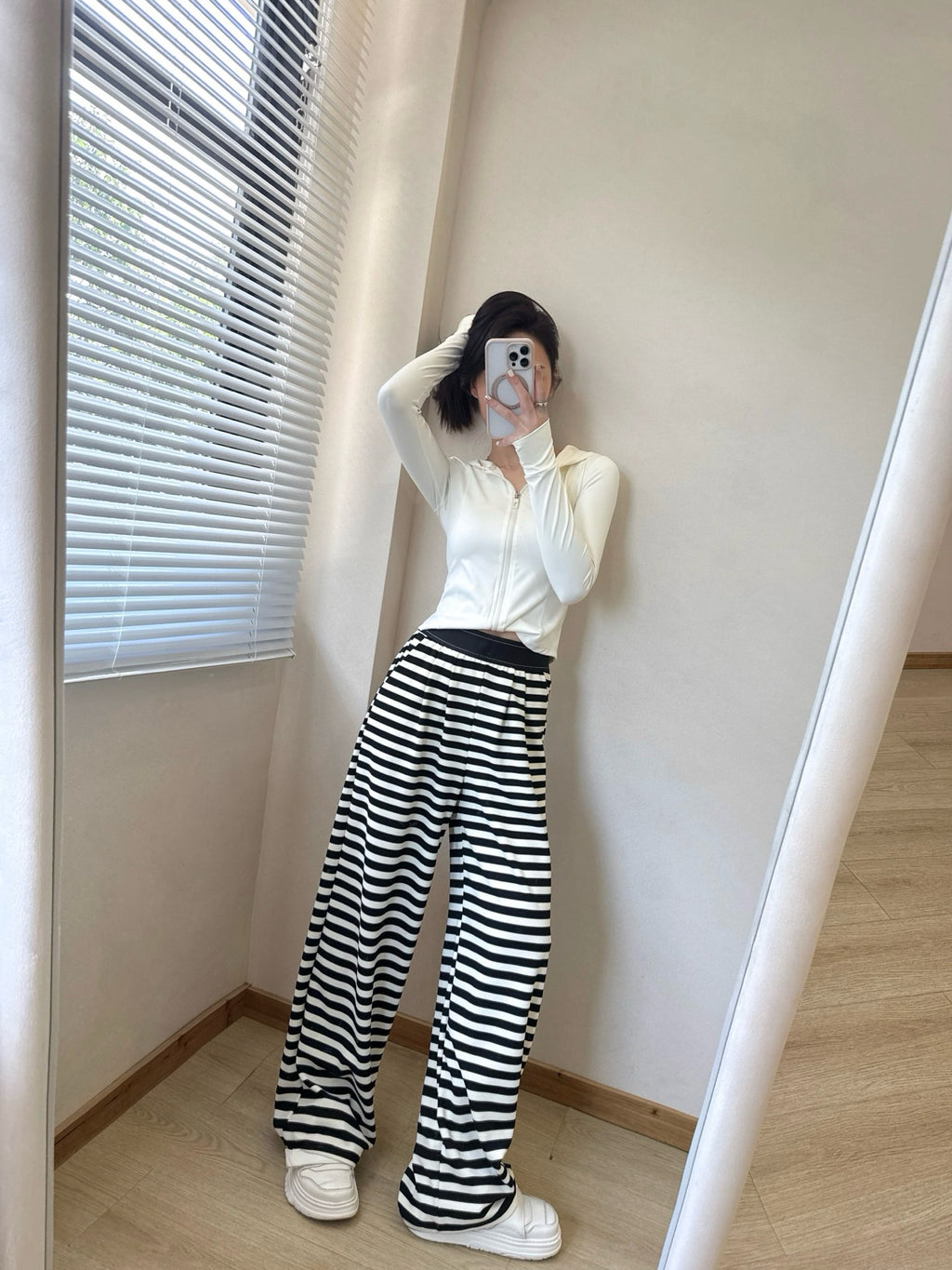 Yogo Effortless Chic Style Striped Wide-Leg Pants Draped Straight Knitted Slimming Versatile Elastic Waistband Casual Wide-Leg Pants