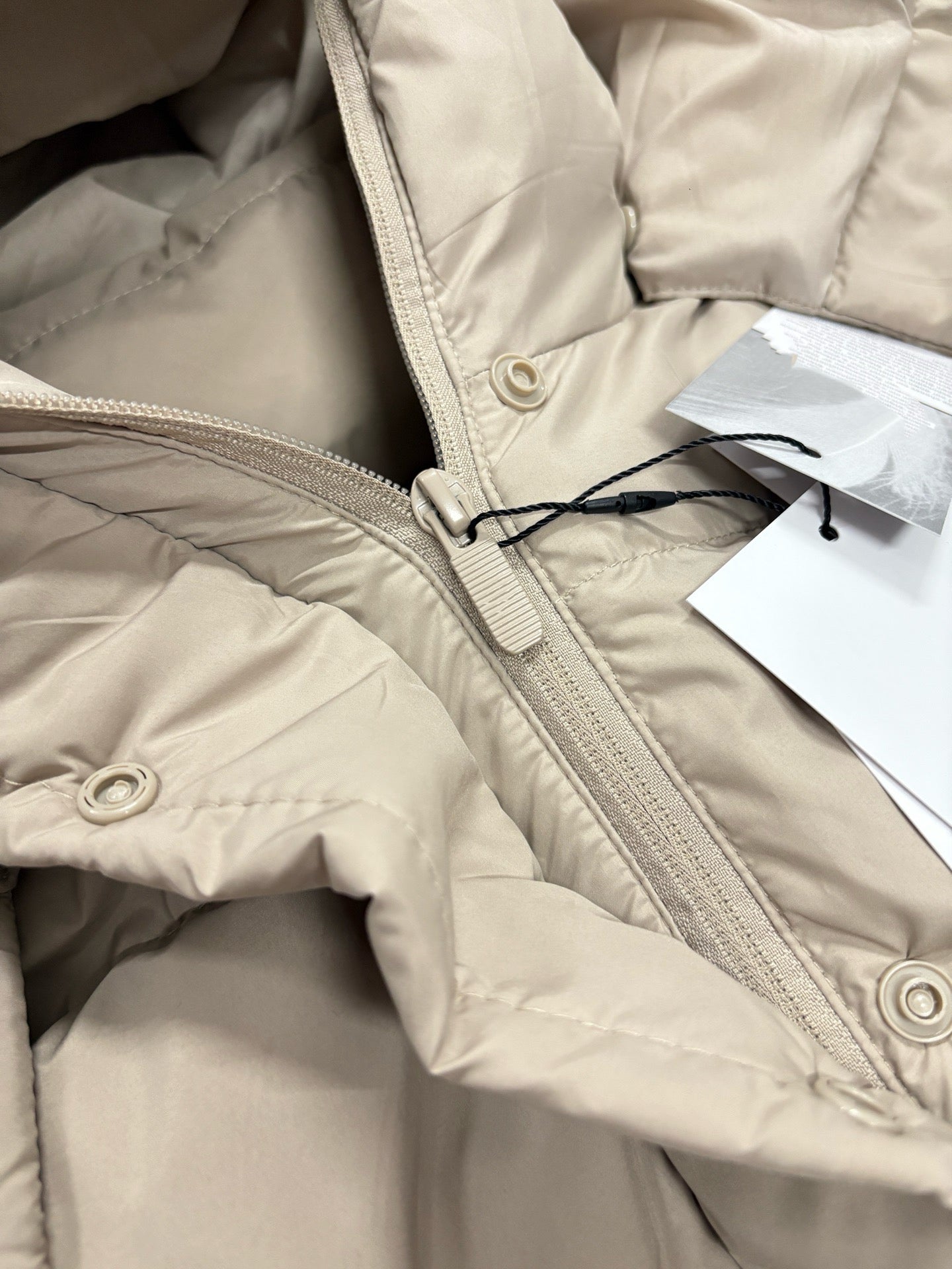 Winter Wund Puff Duck Down Four-Grid Vest Down Jacket Puff Hooded Short Coat for Women