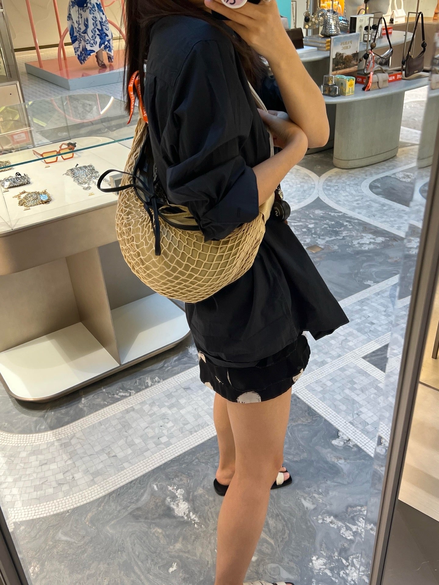 Elegant Beige Woven Mesh Tote Bag For Women Lightweight Shoulder Crossbody
