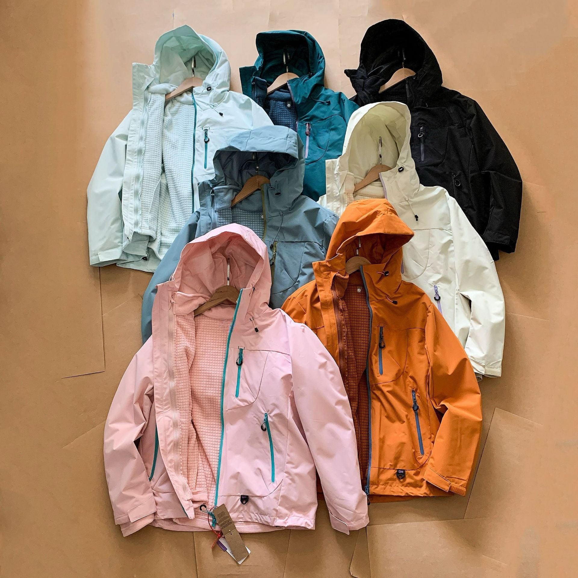 3-in-1 Waterproof Outdoor Shell Jacket with Detachable Grid Fleece Inner – Ultra-Light Thermal Windbreaker for Hiking & Daily Wear Unisex 7 Colors