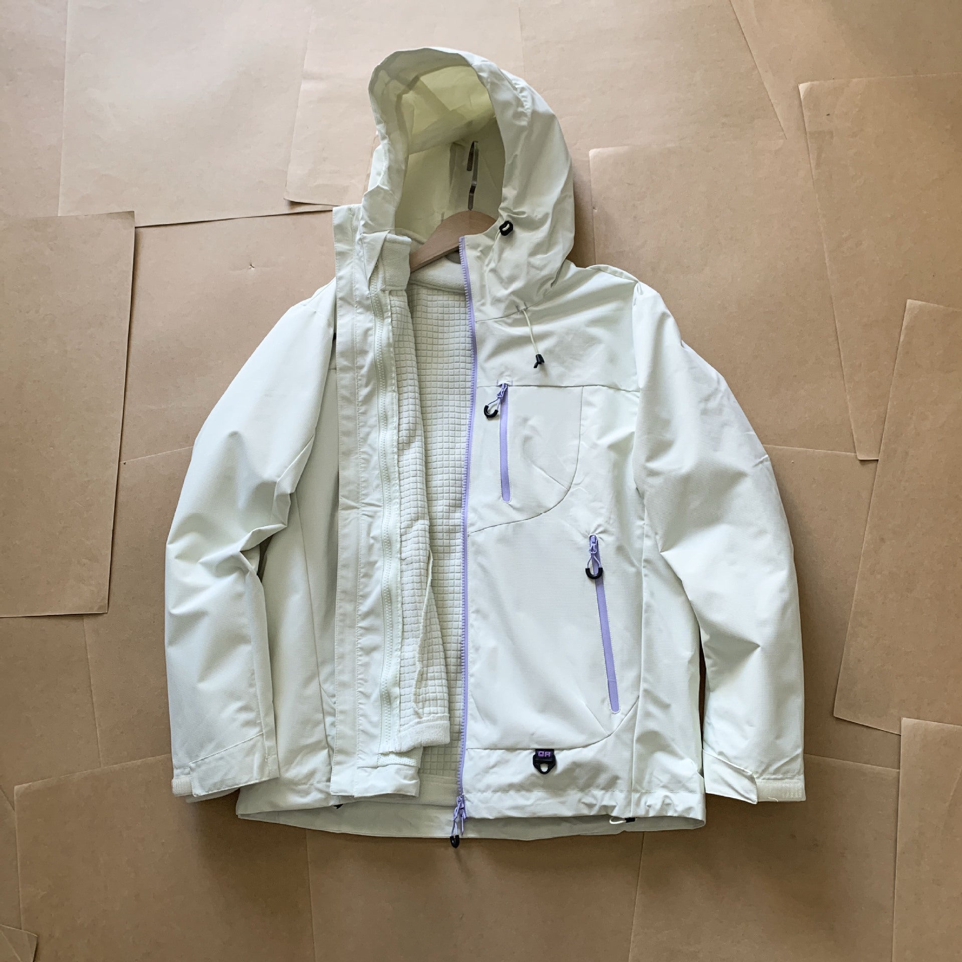 3-in-1 Waterproof Outdoor Shell Jacket with Detachable Grid Fleece Inner – Ultra-Light Thermal Windbreaker for Hiking & Daily Wear Unisex 7 Colors