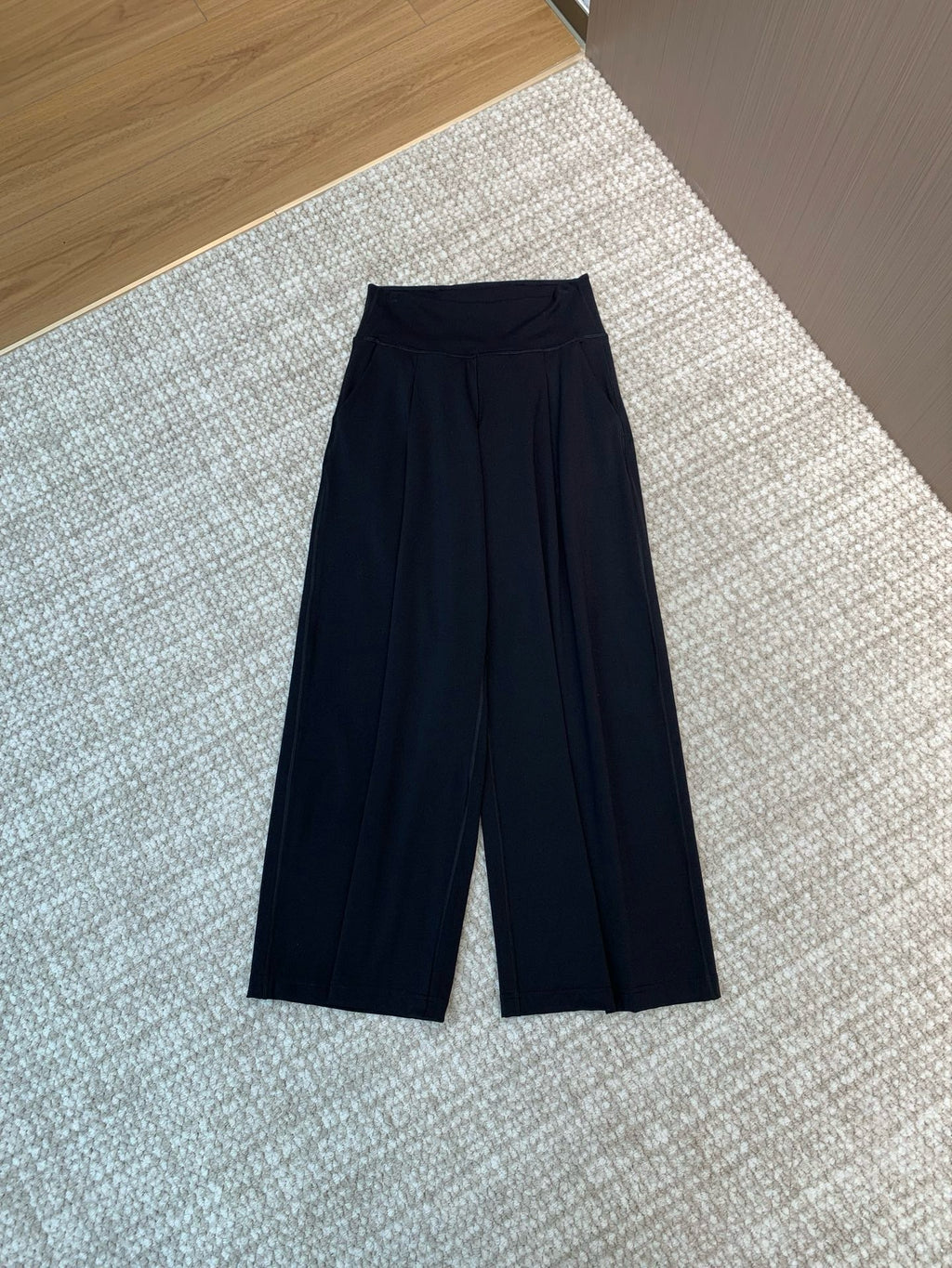 High Waisted Wide Leg Yoga Pants for Women Lycra Fabric Lounge Pants with Pockets Tummy Control & Butt Lifting Yoga Trousers