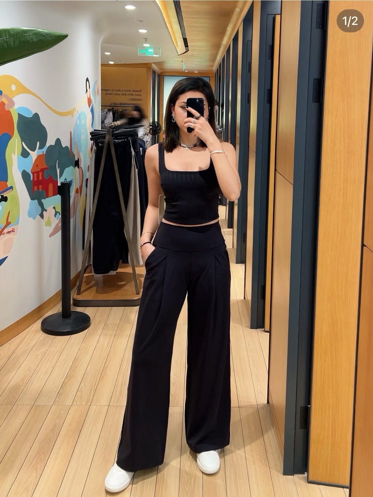 High Waisted Wide Leg Yoga Pants for Women Lycra Fabric Lounge Pants with Pockets Tummy Control & Butt Lifting Yoga Trousers