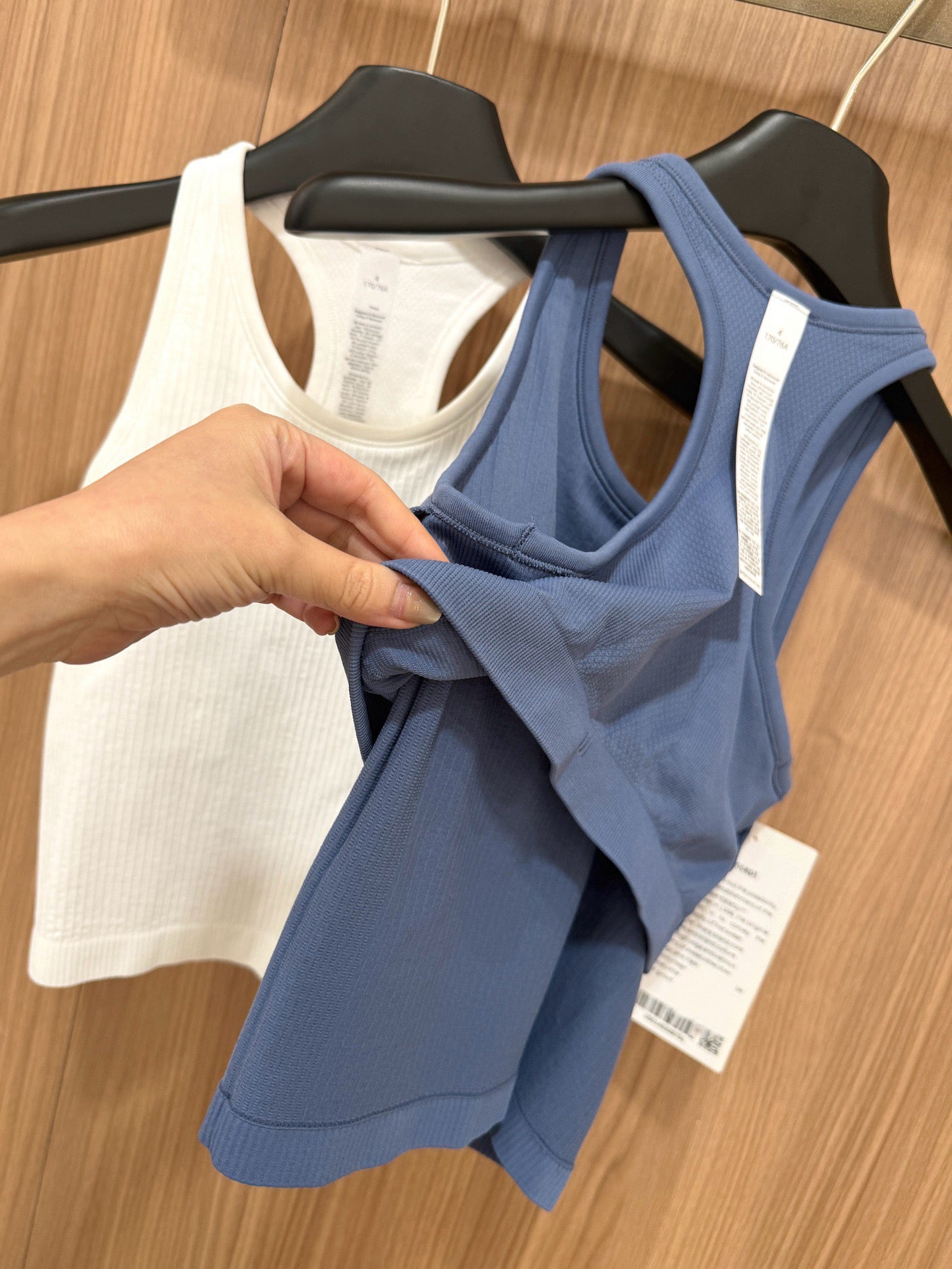 Women's Seamless Ribbed Sports Bra Tank Top - Quick-Dry Breathable Workout Activewear