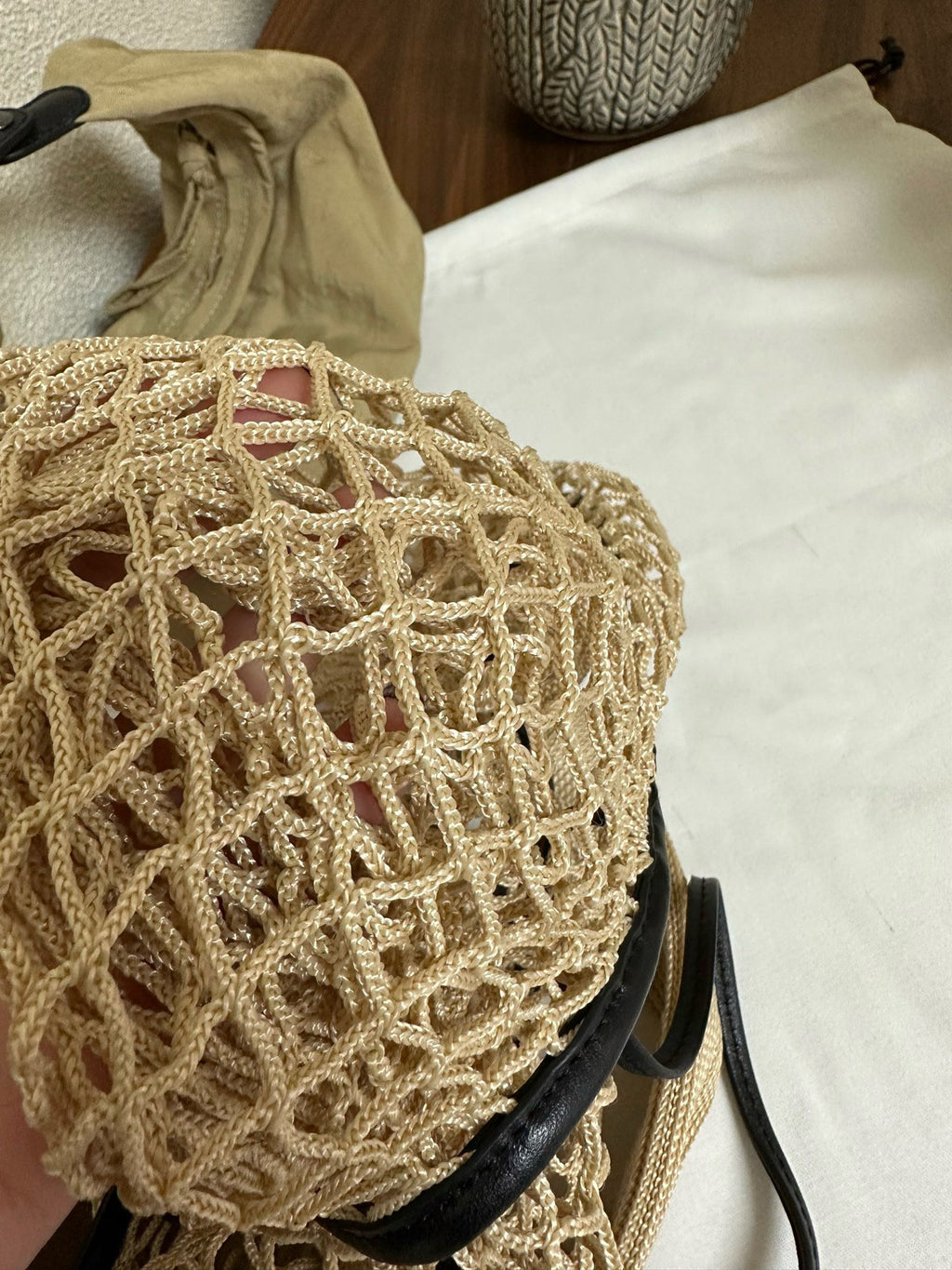 Elegant Beige Woven Mesh Tote Bag For Women Lightweight Shoulder Crossbody