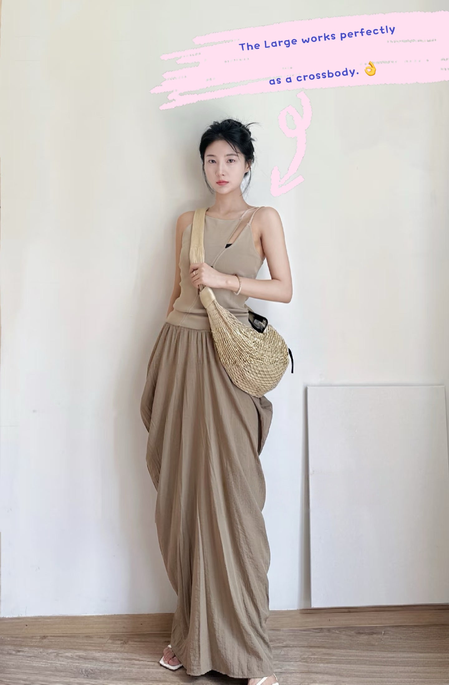 Elegant Beige Woven Mesh Tote Bag For Women Lightweight Shoulder Crossbody
