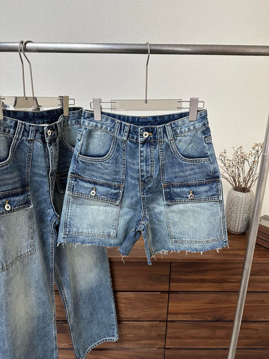 Women's High-Waist Multi-Pocket Vintage Blue Denim Shorts & Pants Cargo-Inspired Stretchy