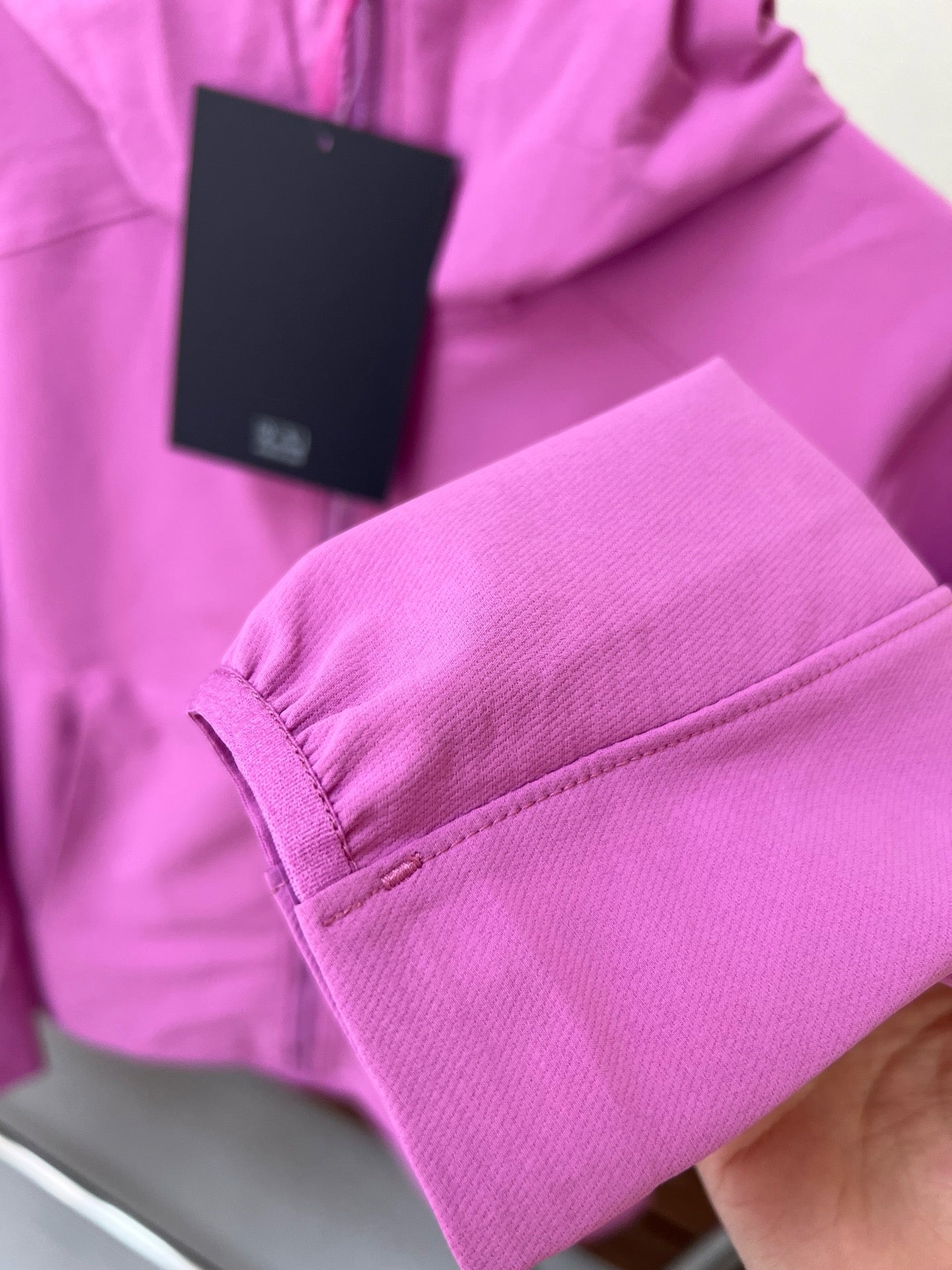 Premium Women's Hoody Softshell Jacket - Custom Windproof & Water-Resistant Outdoor Shell - Slim Fit Tactical Hiking Jacket