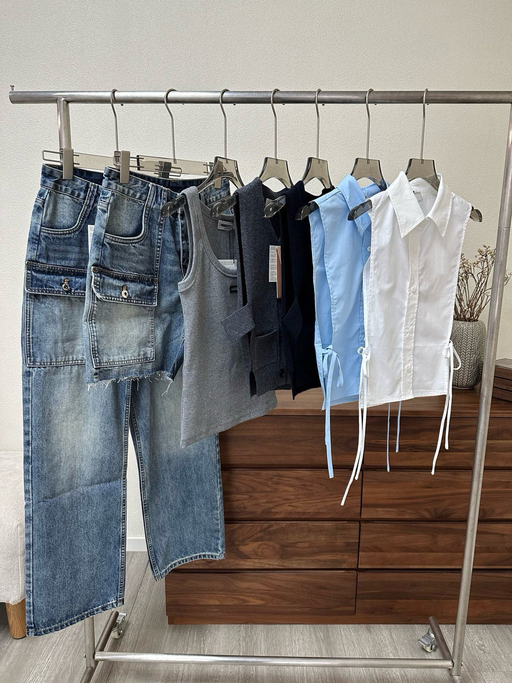 Women's High-Waist Multi-Pocket Vintage Blue Denim Shorts & Pants Cargo-Inspired Stretchy
