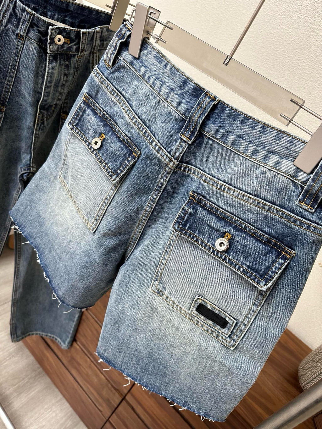 Women's High-Waist Multi-Pocket Vintage Blue Denim Shorts & Pants Cargo-Inspired Stretchy