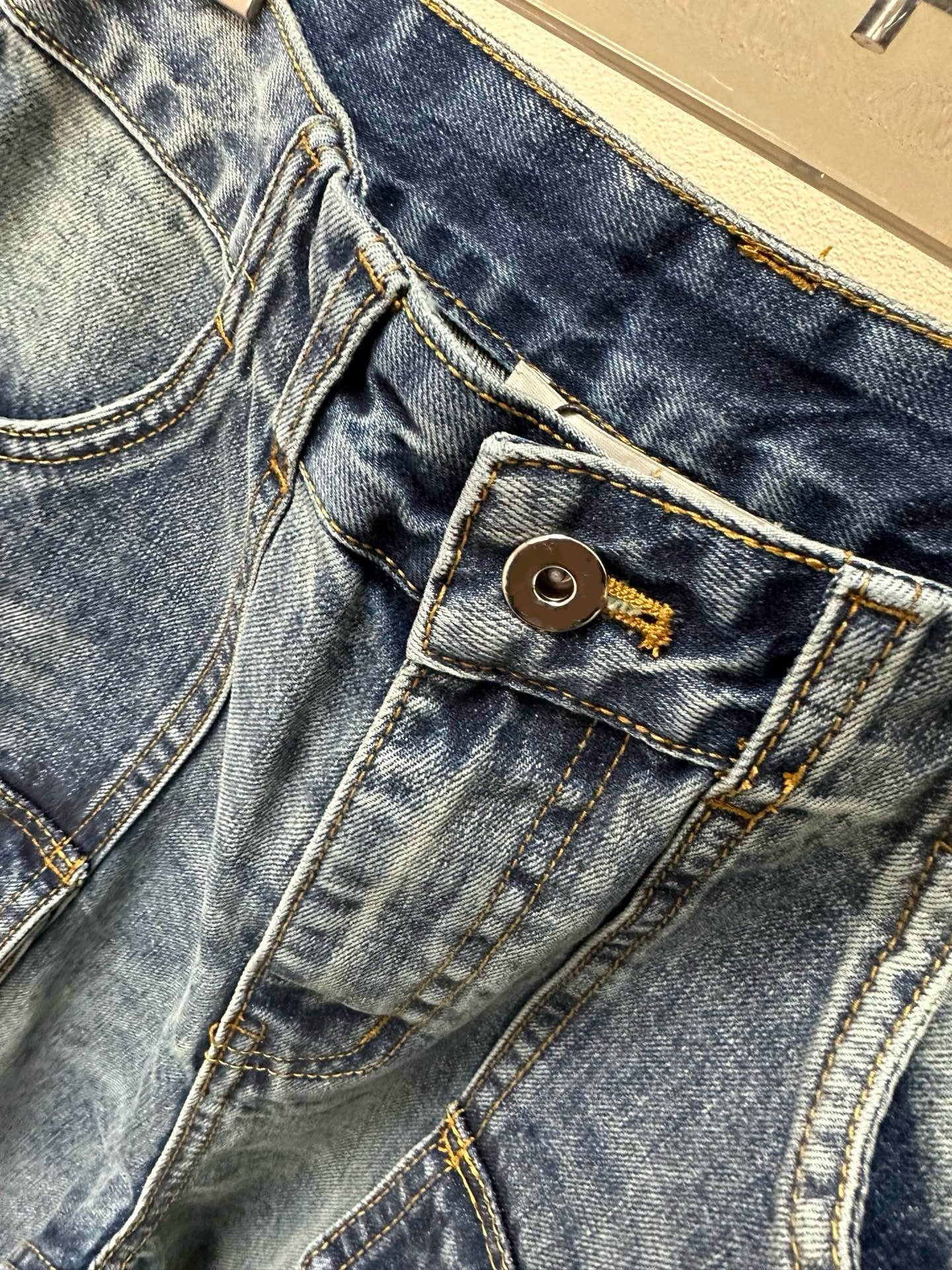 Women's High-Waist Multi-Pocket Vintage Blue Denim Shorts & Pants Cargo-Inspired Stretchy