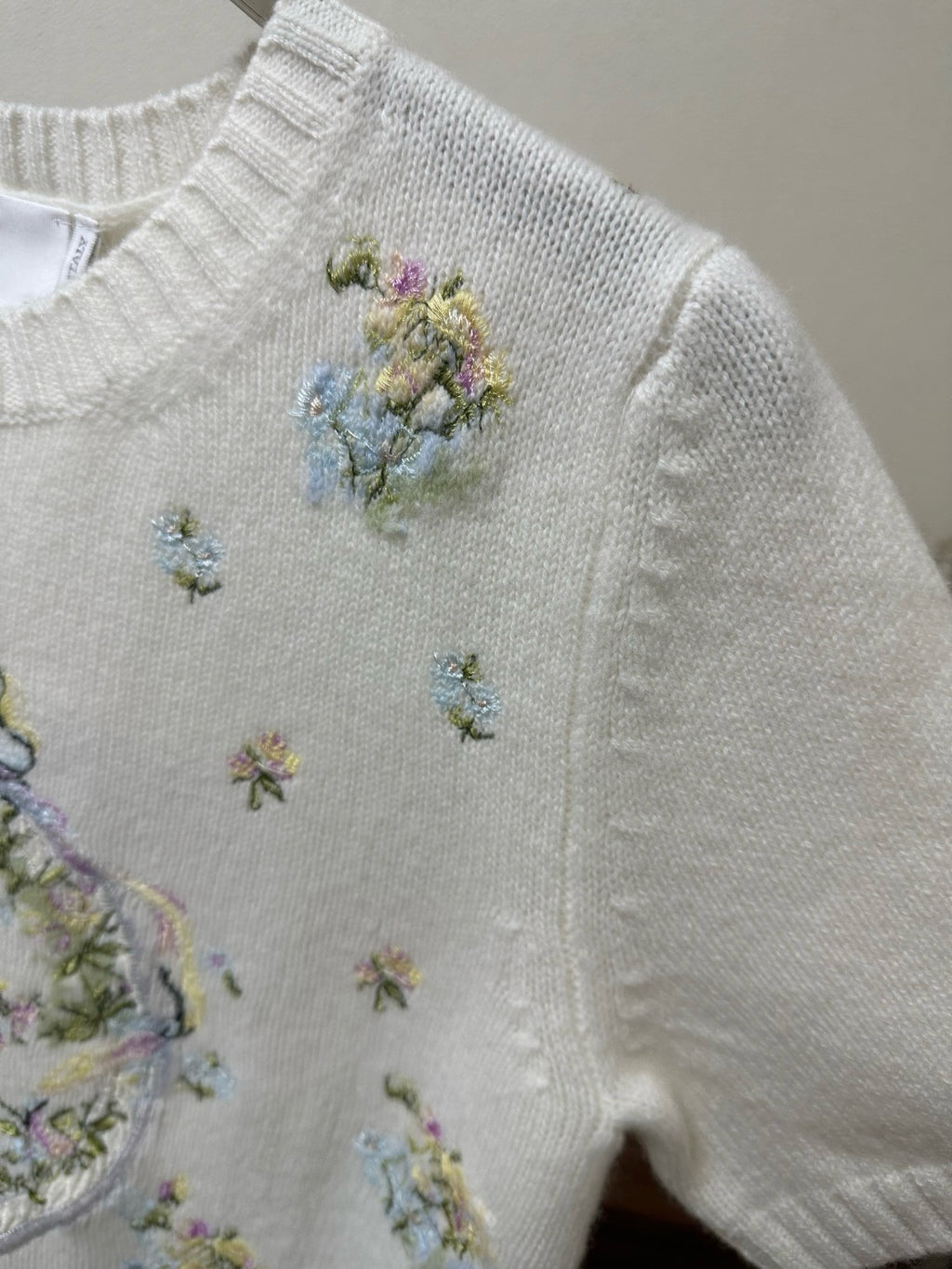 Artisanal Floral Embroidery Cashmere Set: Long/Short Sleeve Knit Top + Classic White Straight-Leg Jeans - Premium 97% Cashmere & 100% Cotton