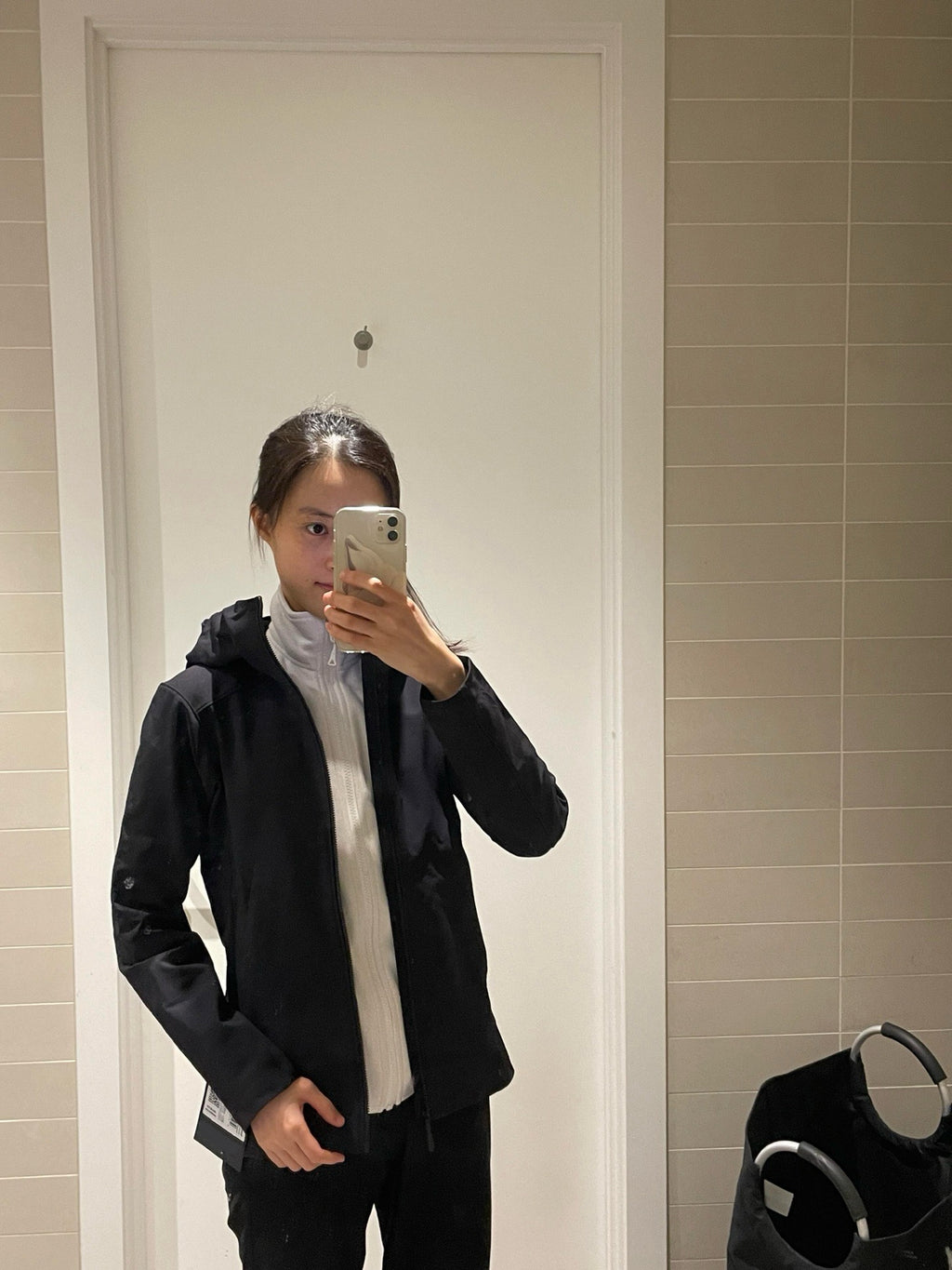 Premium Women's Hoody Softshell Jacket - Custom Windproof & Water-Resistant Outdoor Shell - Slim Fit Tactical Hiking Jacket