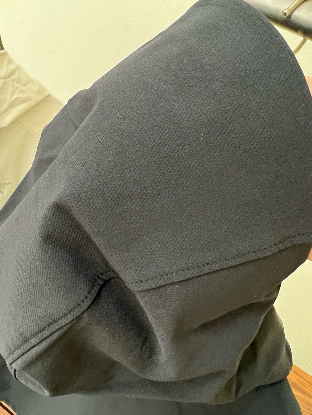 Premium Women's Hoody Softshell Jacket - Custom Windproof & Water-Resistant Outdoor Shell - Slim Fit Tactical Hiking Jacket