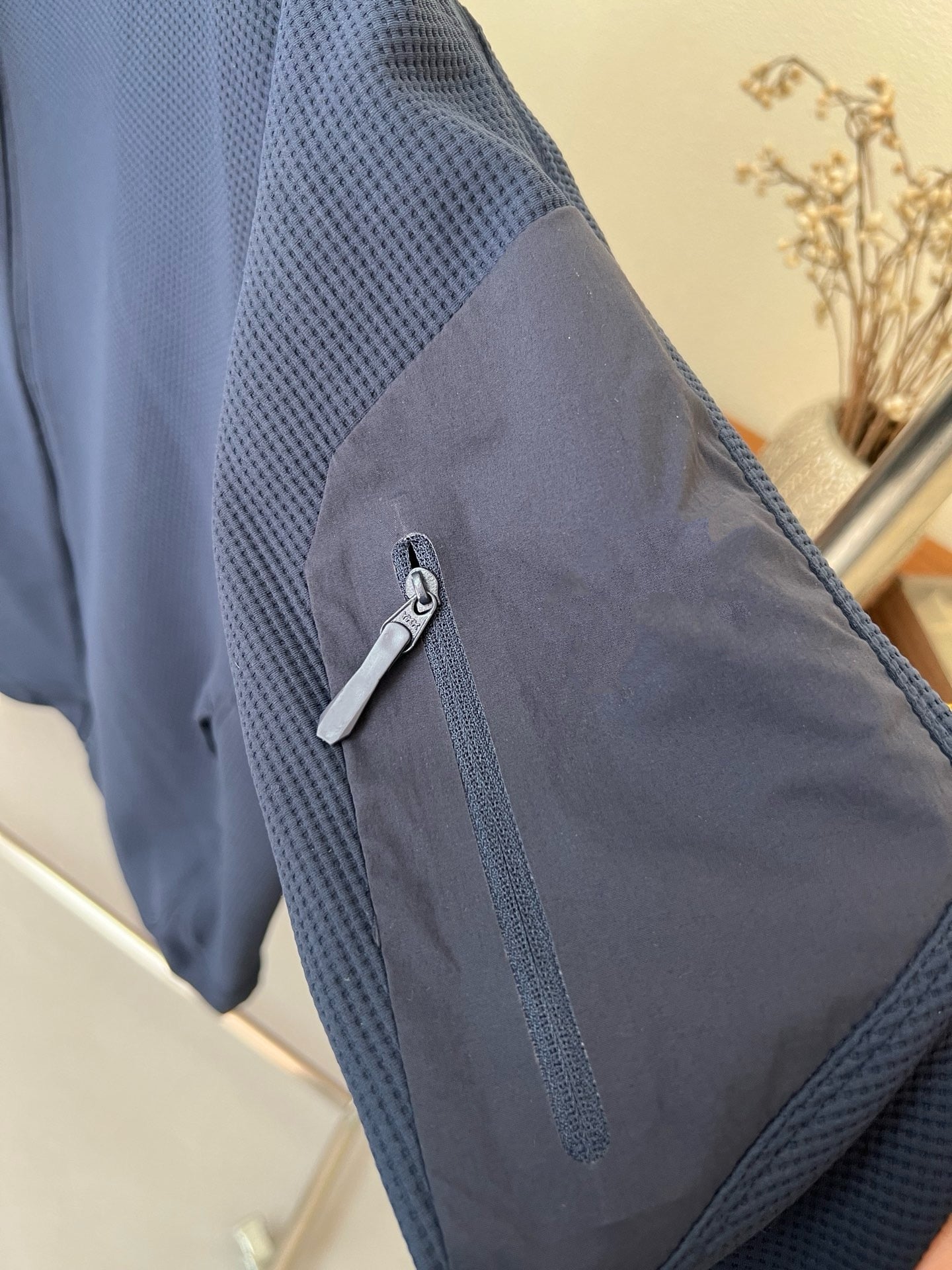 Waffle Knit Hooded Jacket - Unisex Breathable Mid-Layer Hoodie with Zippered Sleeve Pocket &amp; Embroidered Logo - Lightweight Outdoor Performance Gear
