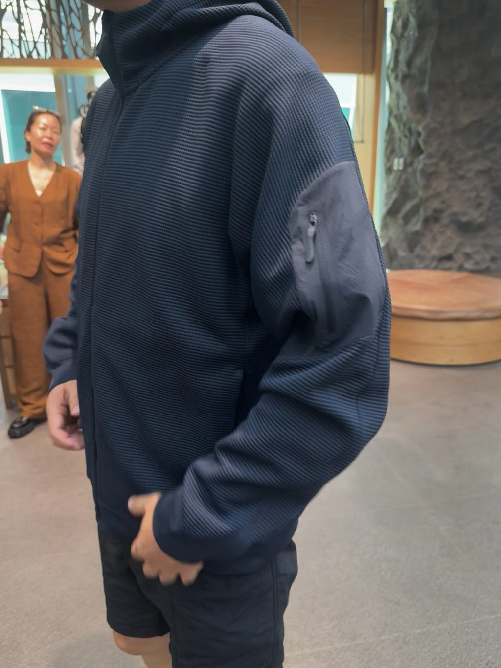 Waffle Knit Hooded Jacket - Unisex Breathable Mid-Layer Hoodie with Zippered Sleeve Pocket &amp; Embroidered Logo - Lightweight Outdoor Performance Gear