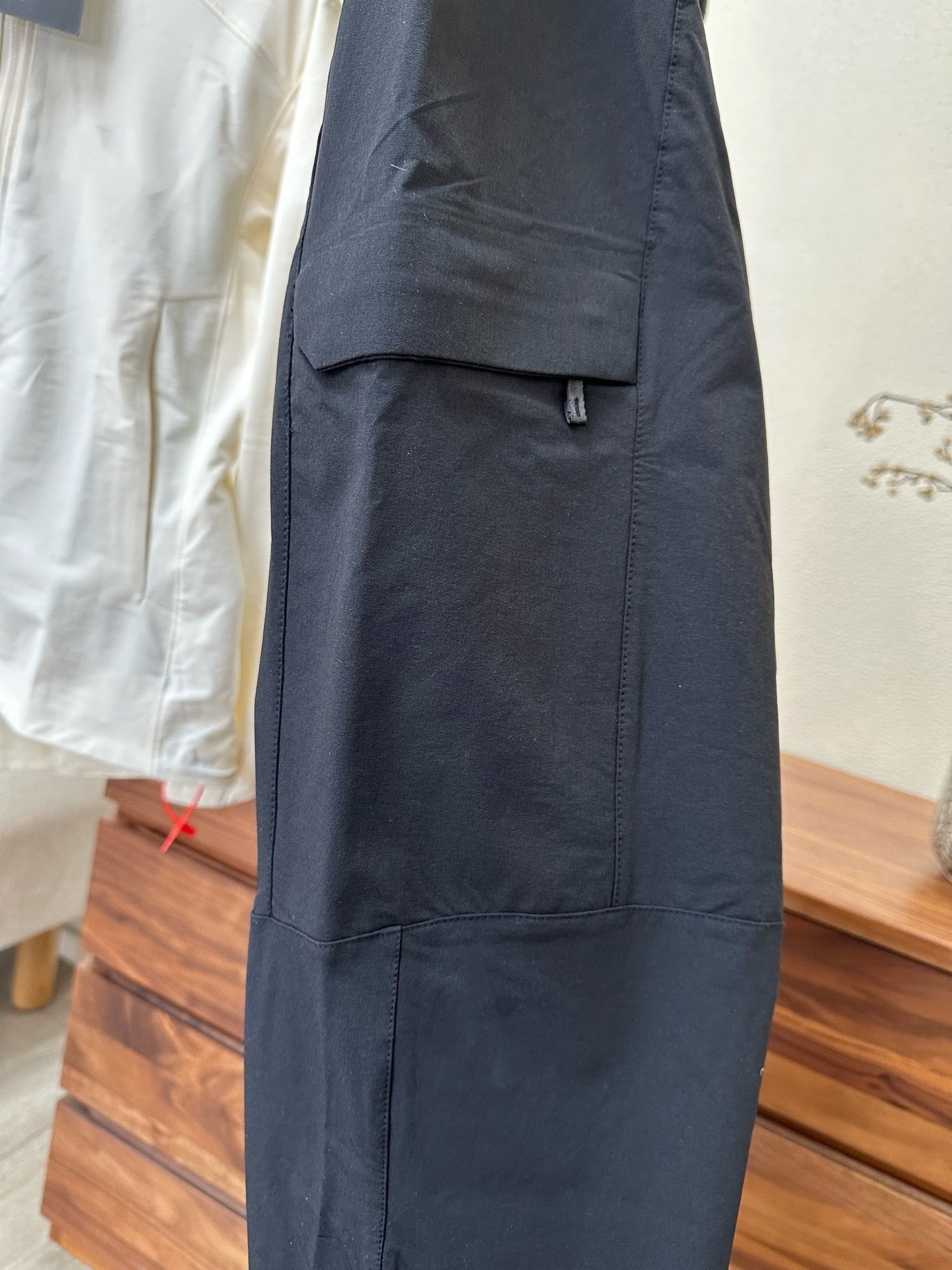 Women's Pant Lightweight Softshell Trousers - Breathable Quick-Dry Hiking Pants with Zippered Cuffs - Water-Resistant Outdoor Trekking Gear