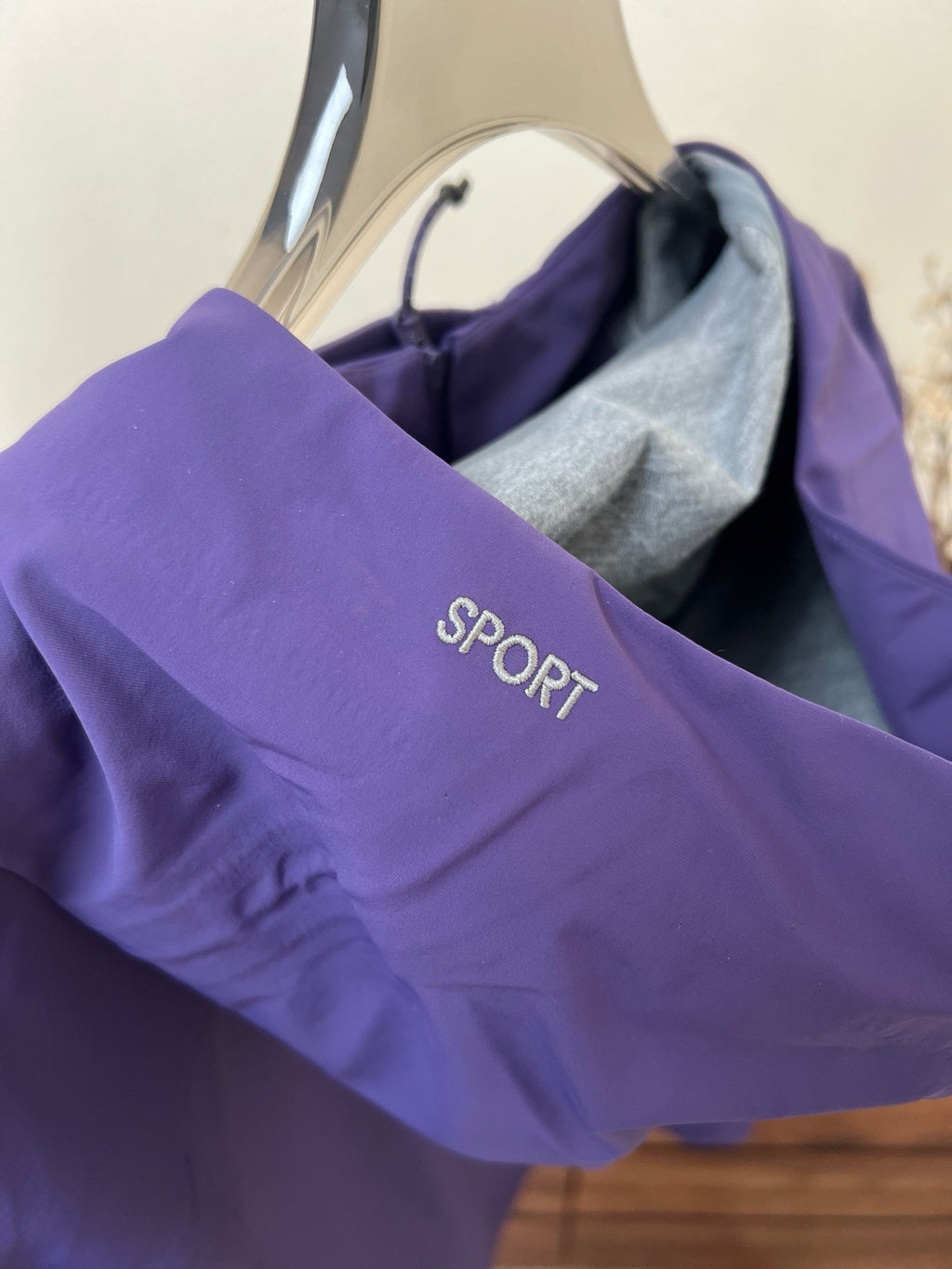 Women's Waterproof Softshell Jacket - Professional Windproof Hooded Windbreaker - Full Taped Seams &amp; 3D Logo Techwear Shell - Breathable Spring Outdoor Coat