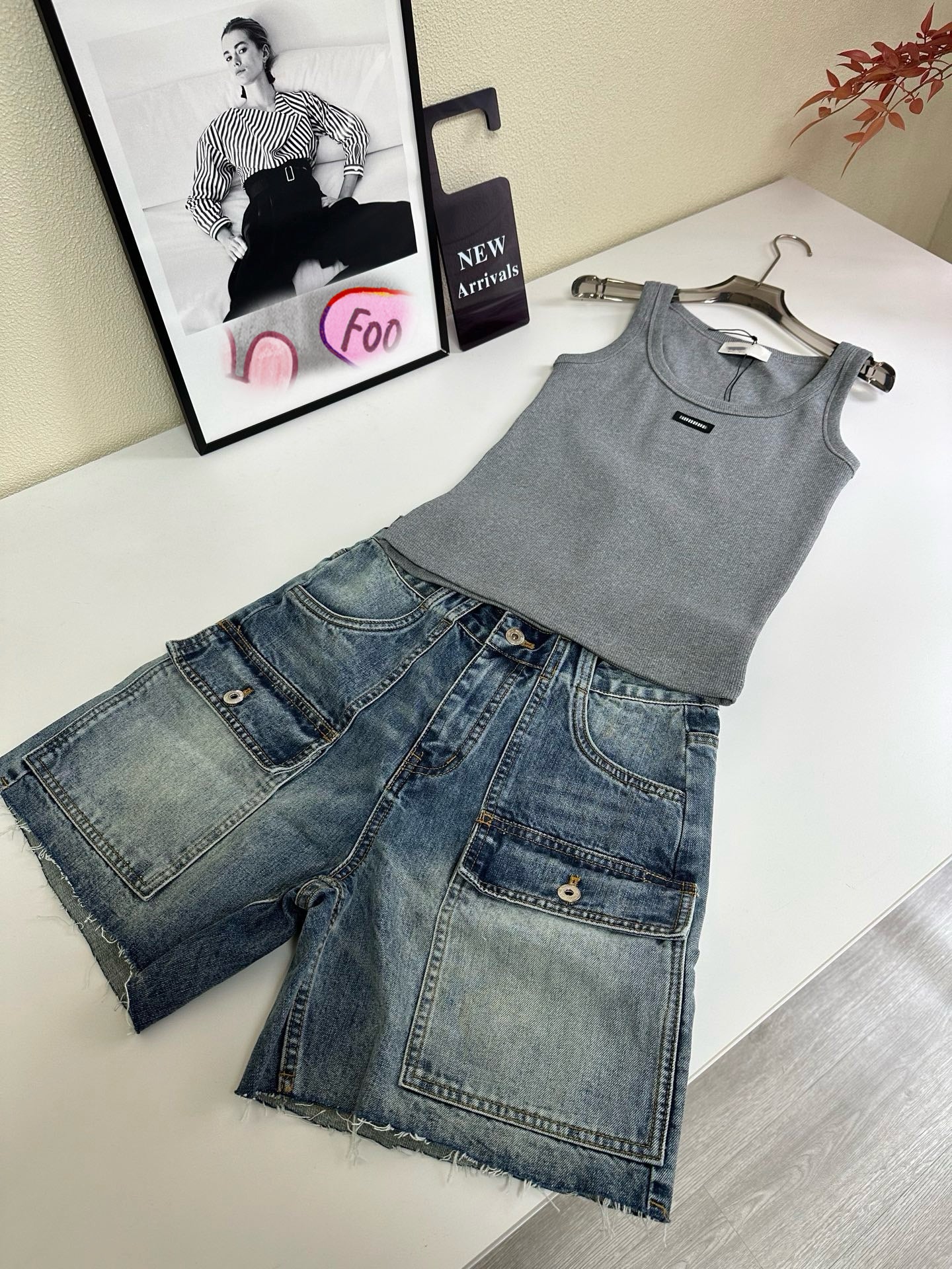 Women's High-Waist Multi-Pocket Vintage Blue Denim Shorts & Pants Cargo-Inspired Stretchy