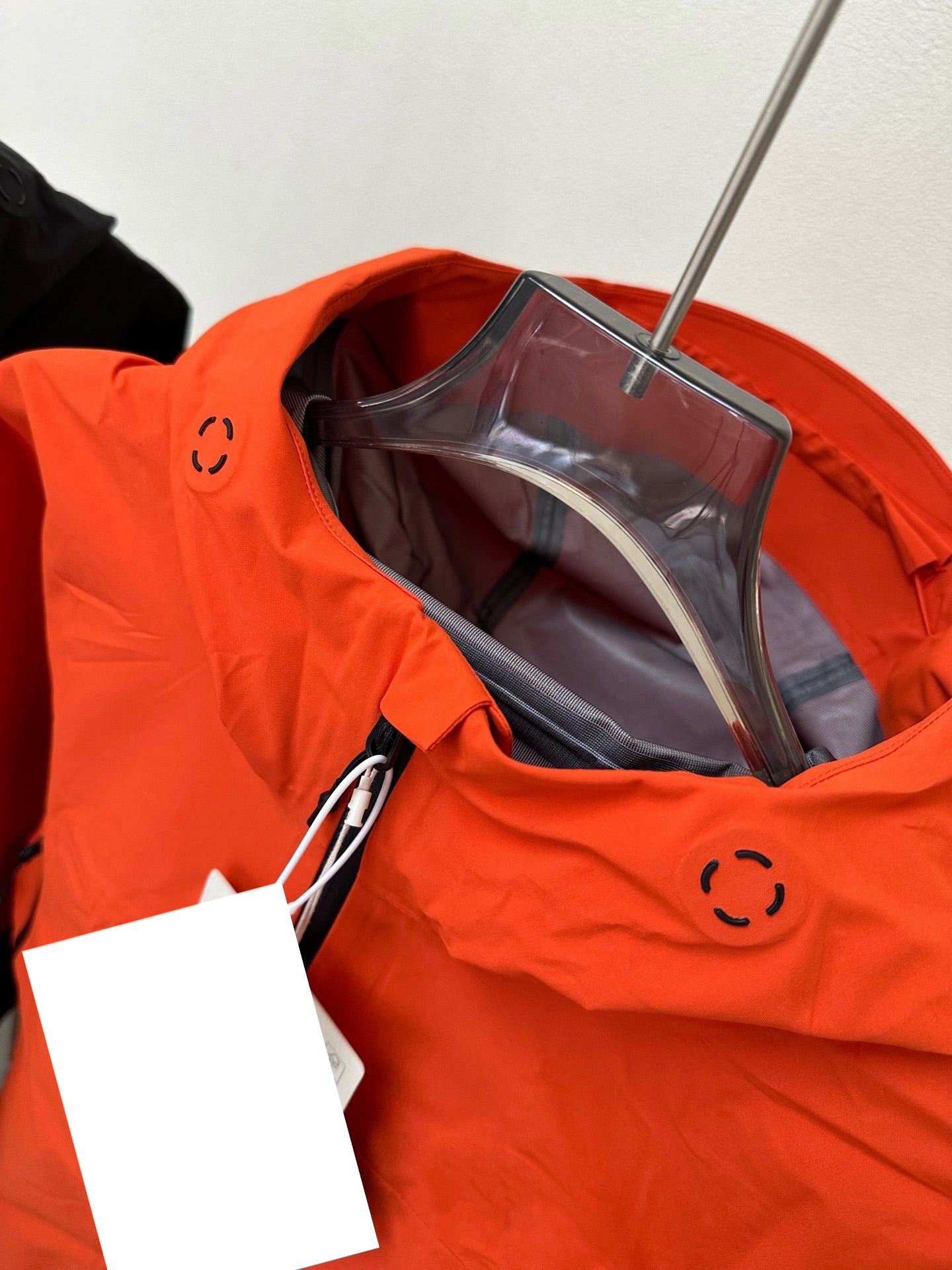 GORE-TEX Waterproof Windbreaker - Unisex Ultra-Light Shell Jacket - Full Taped Seams & YKK Zippers - Breathable Outdoor Techwear for Spring/Autumn
