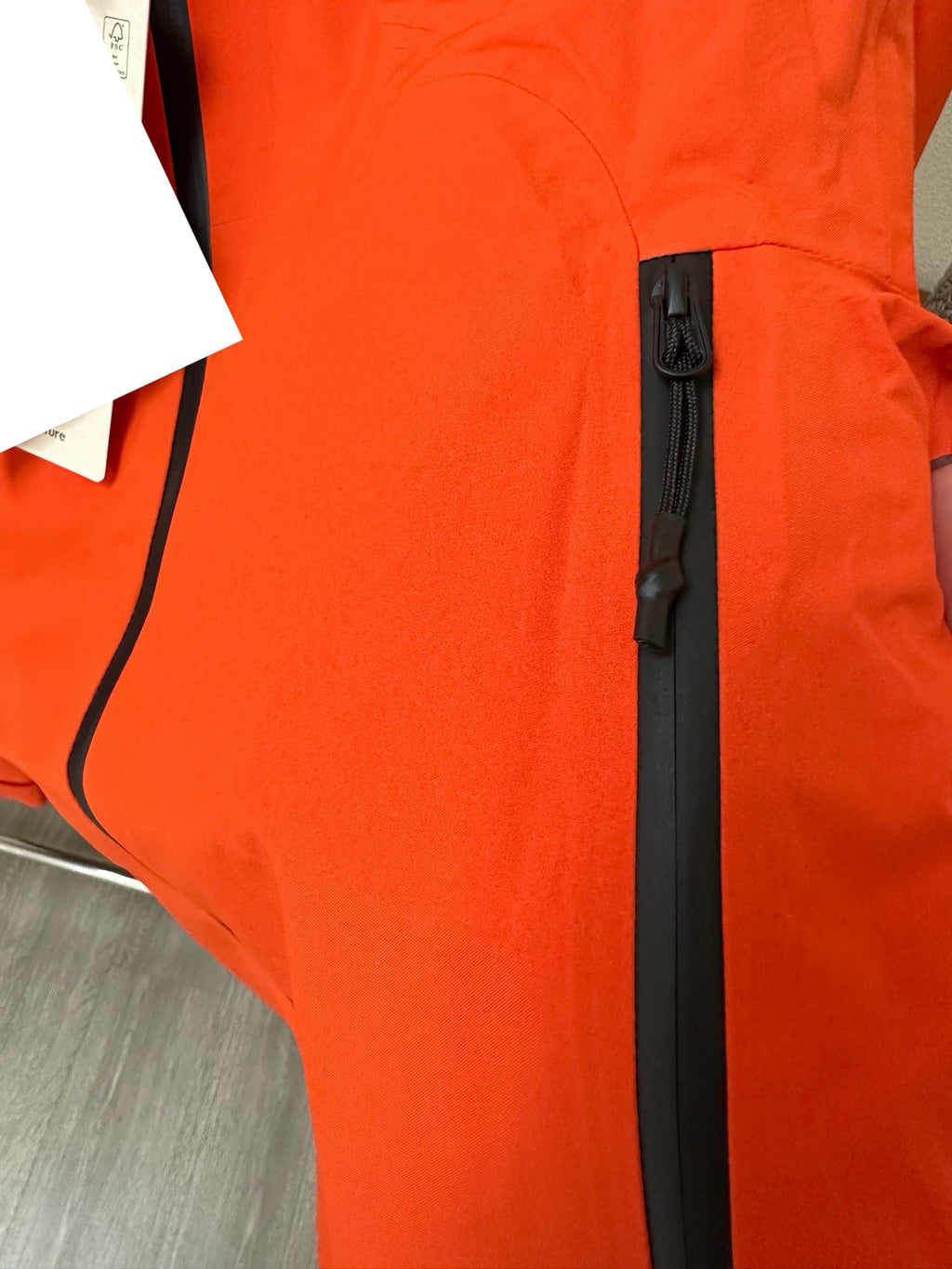 GORE-TEX Waterproof Windbreaker - Unisex Ultra-Light Shell Jacket - Full Taped Seams & YKK Zippers - Breathable Outdoor Techwear for Spring/Autumn