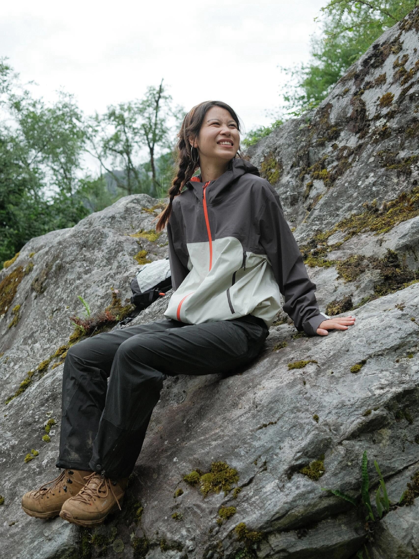 GORE-TEX Waterproof Windbreaker - Unisex Ultra-Light Shell Jacket - Full Taped Seams & YKK Zippers - Breathable Outdoor Techwear for Spring/Autumn